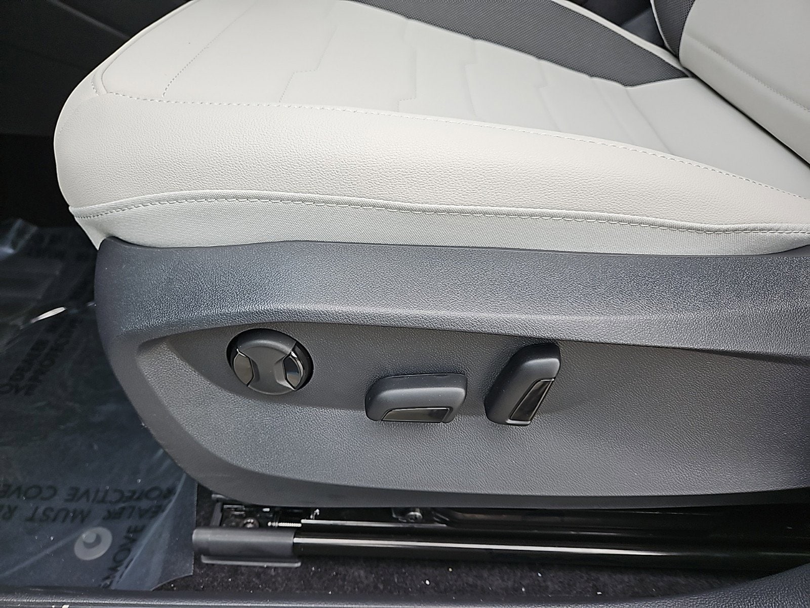 2026 Volkswagen Taos S - Photo 12