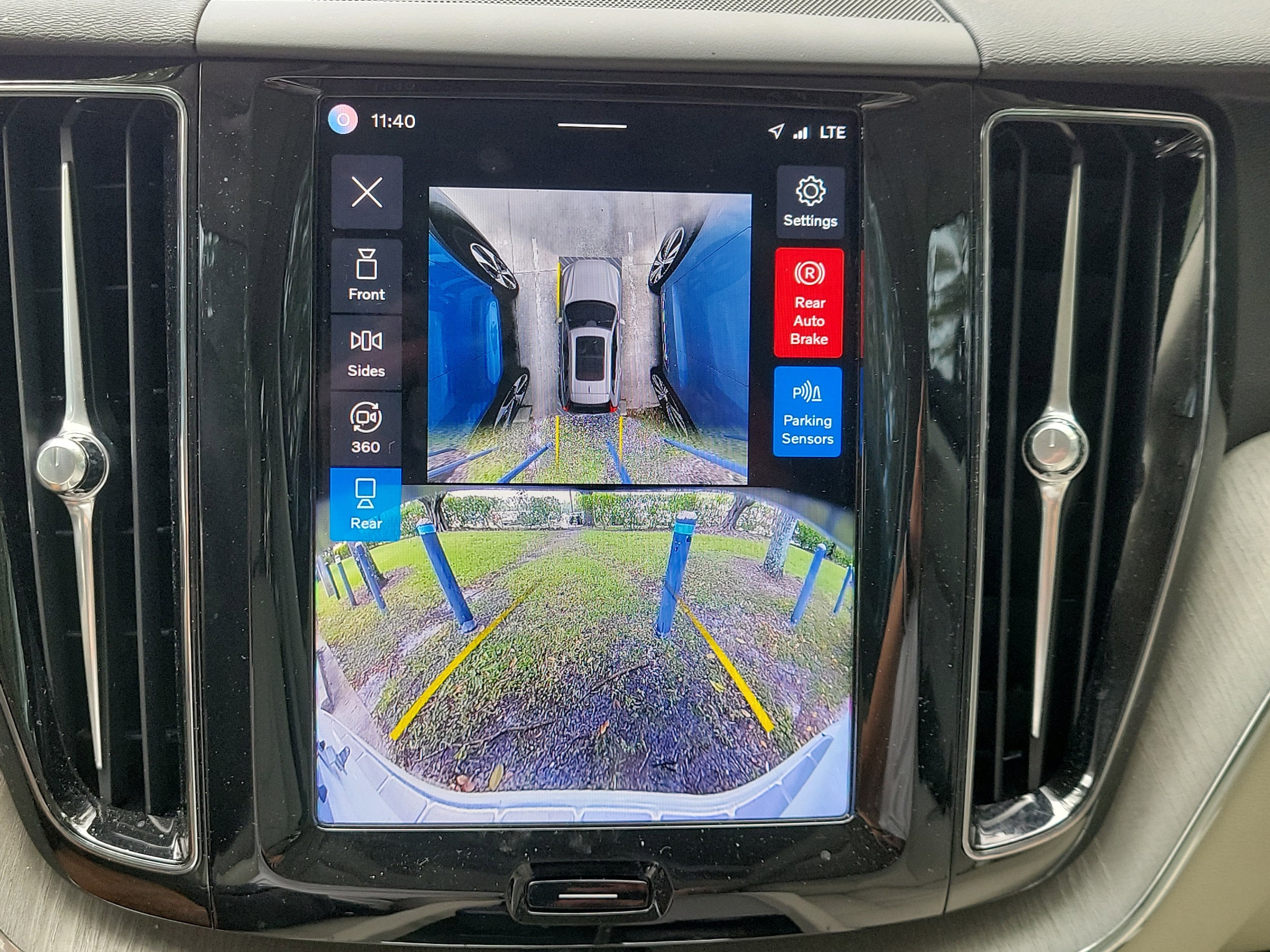 2024 Volvo XC60 Plus - Photo 24