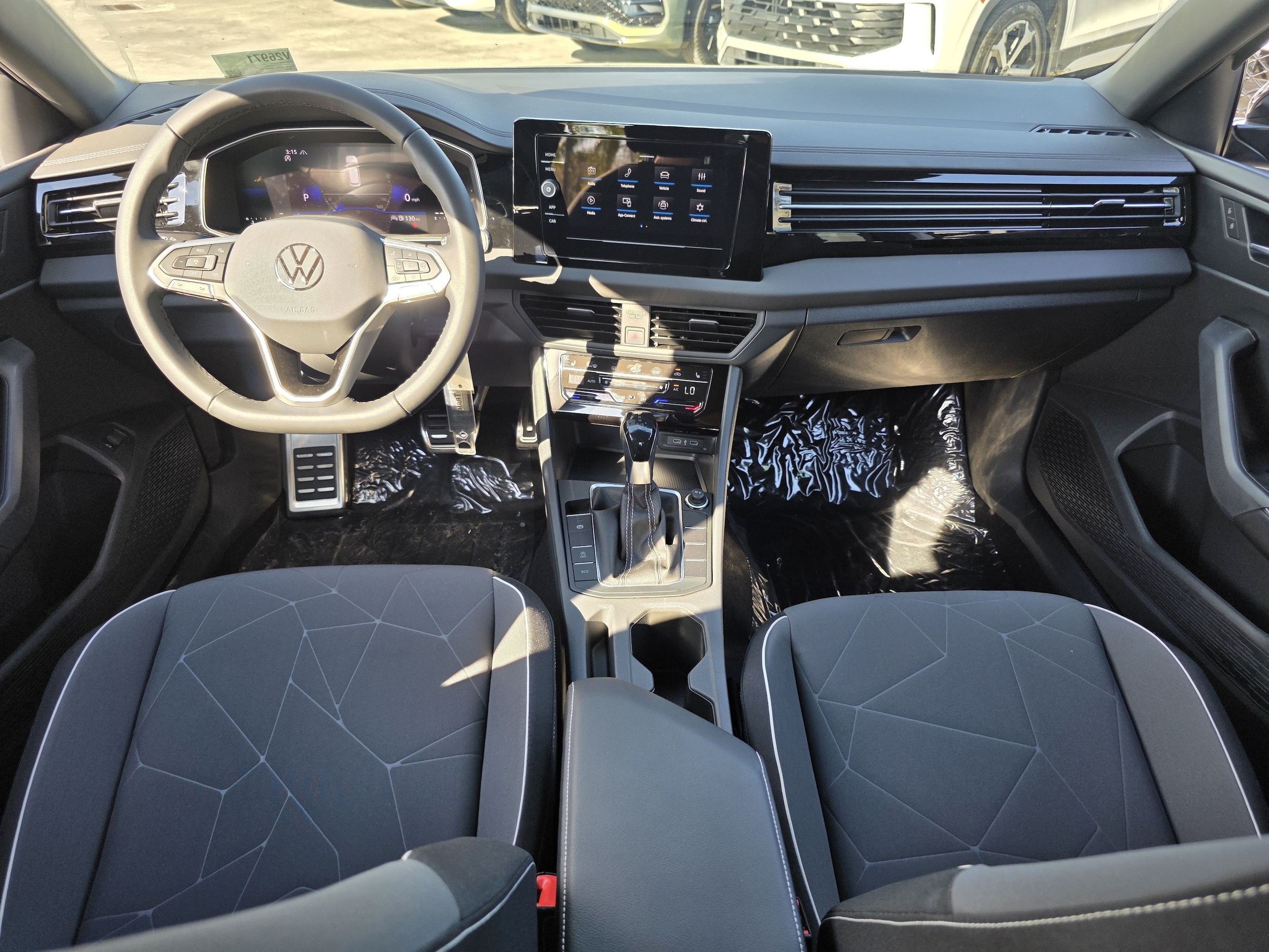 2026 Volkswagen Jetta Sport - Photo 6