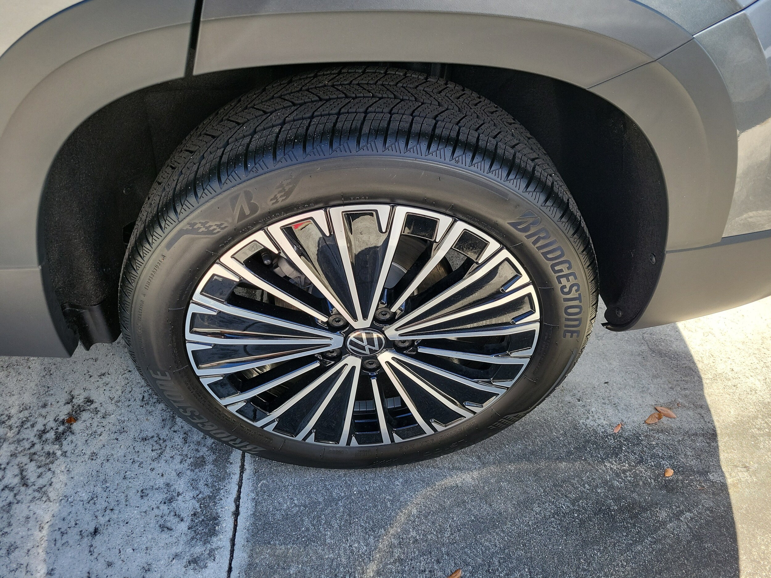2026 Volkswagen Taos SE - Photo 8