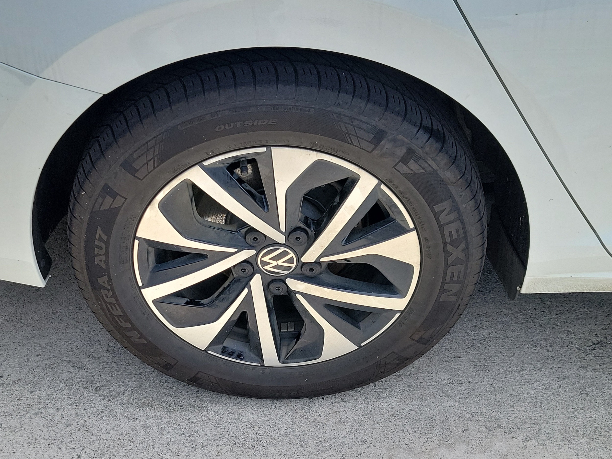 2025 Volkswagen Jetta S - Photo 9