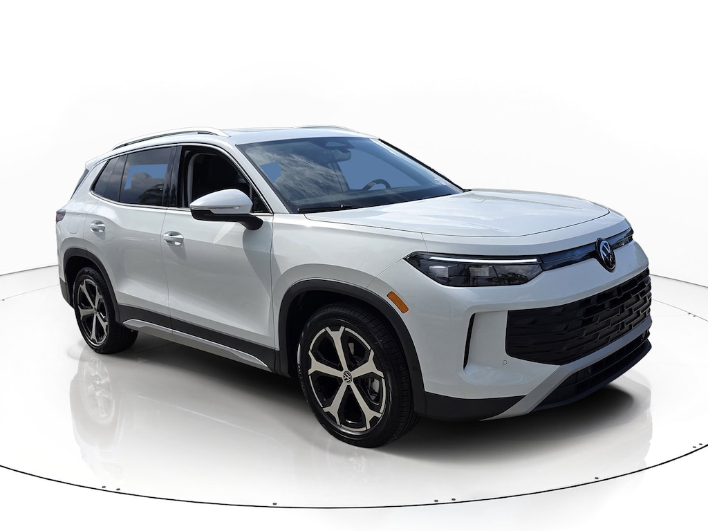 New 2026 Volkswagen Tiguan SE SUV