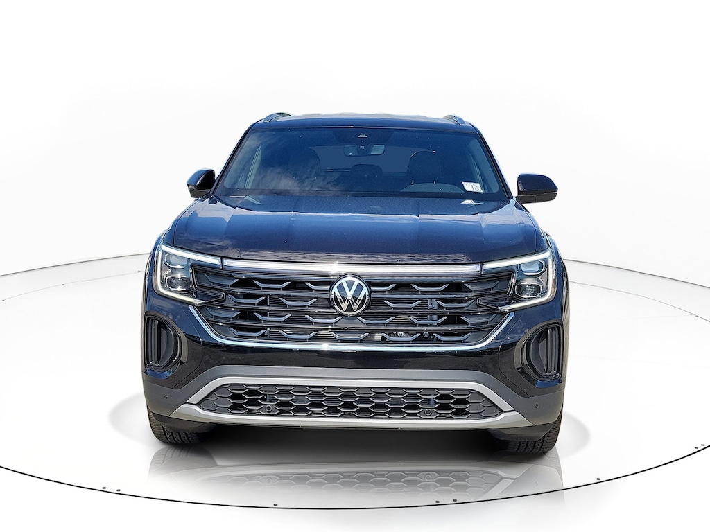 New 2026 Volkswagen Atlas Cross Sport SE w/Technology SUV