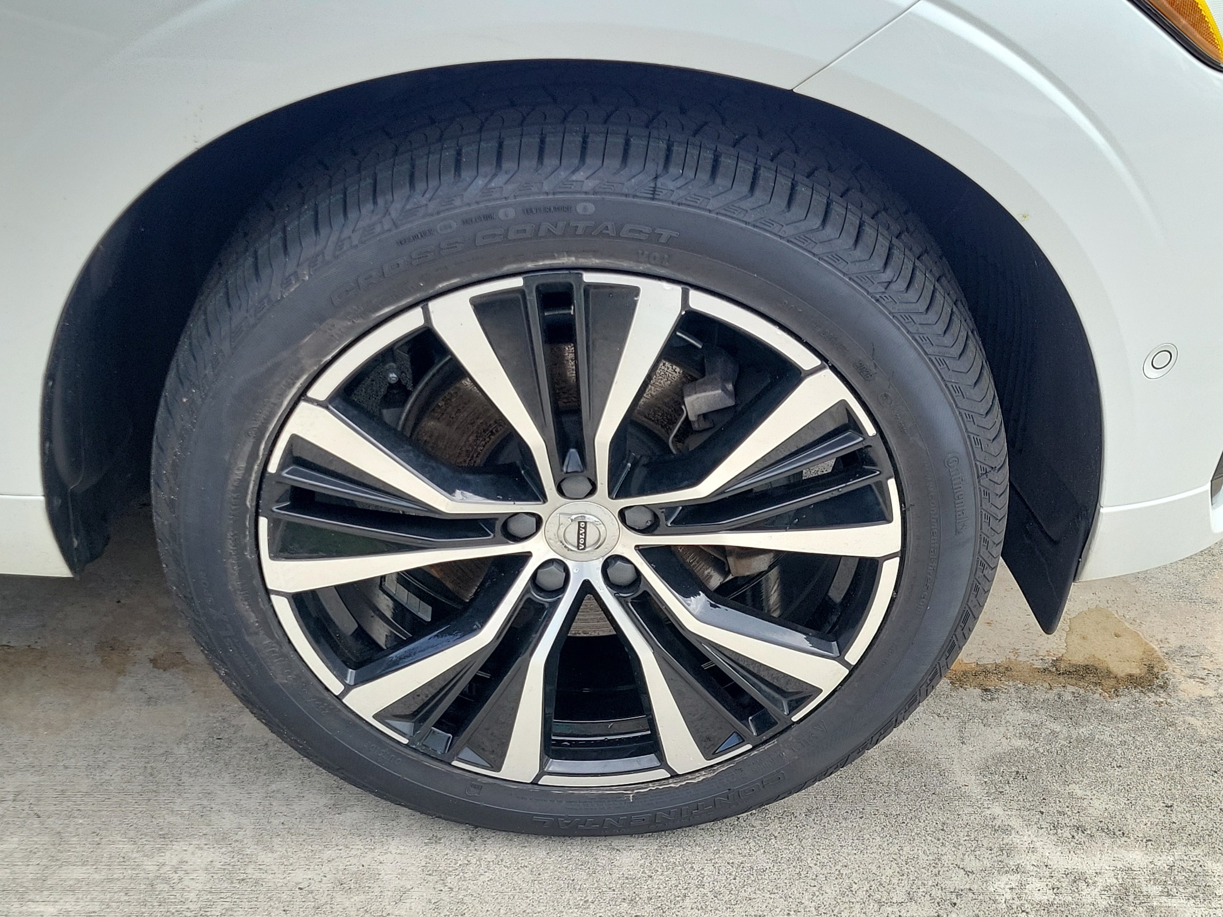 2024 Volvo XC60 Plus - Photo 10