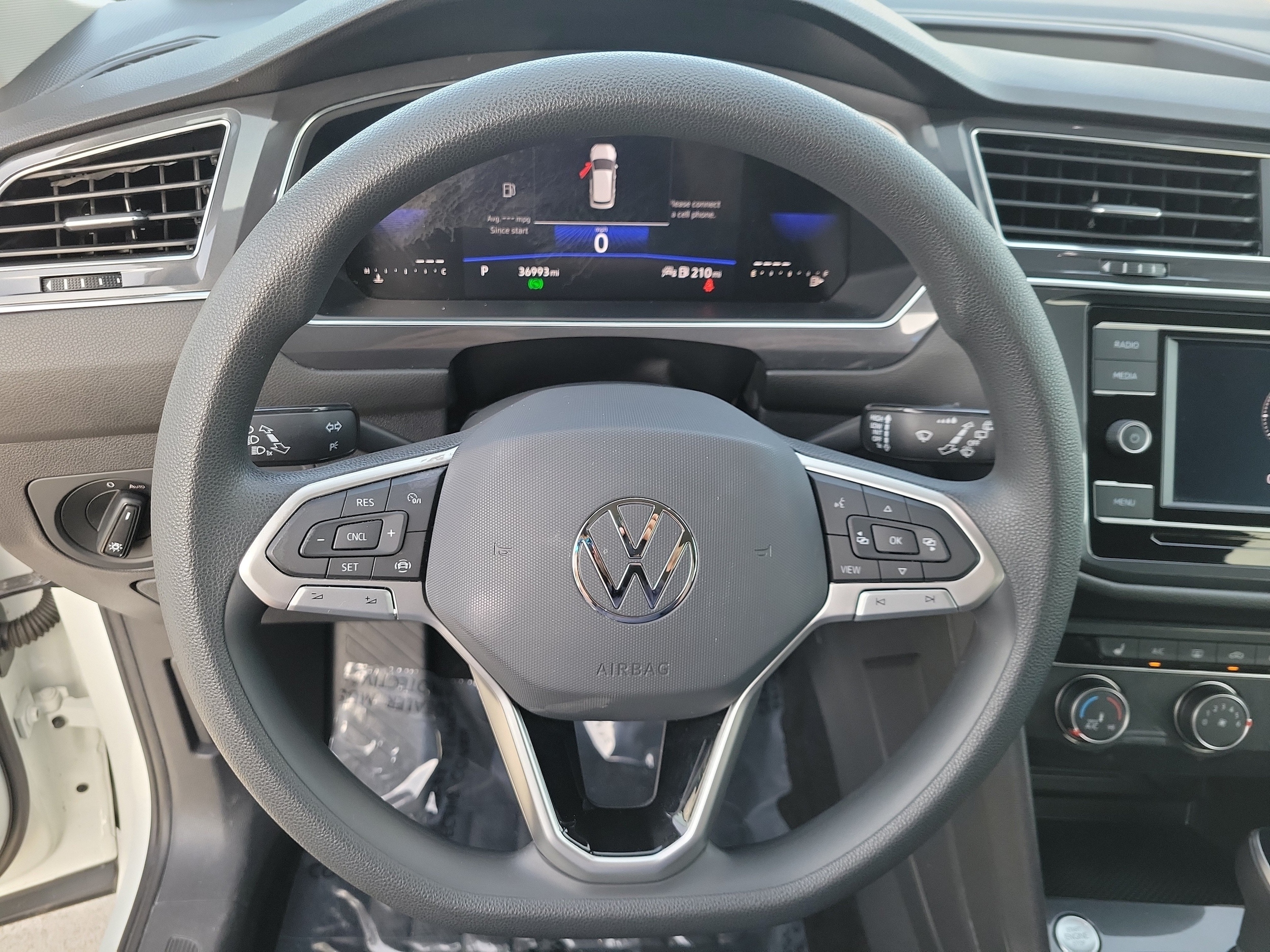 2023 Volkswagen Tiguan S - Photo 18