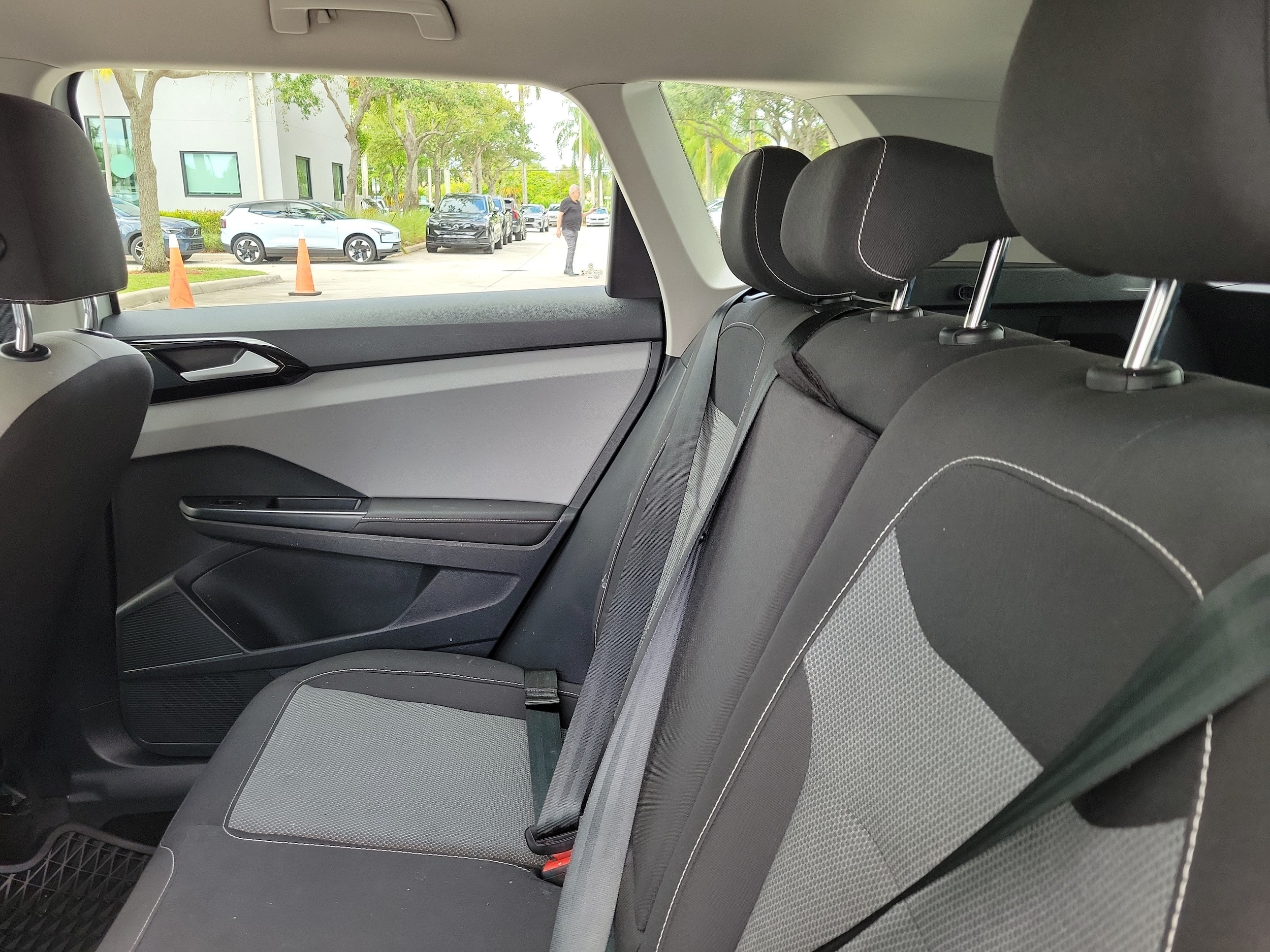 2024 Volkswagen Taos S - Photo 13