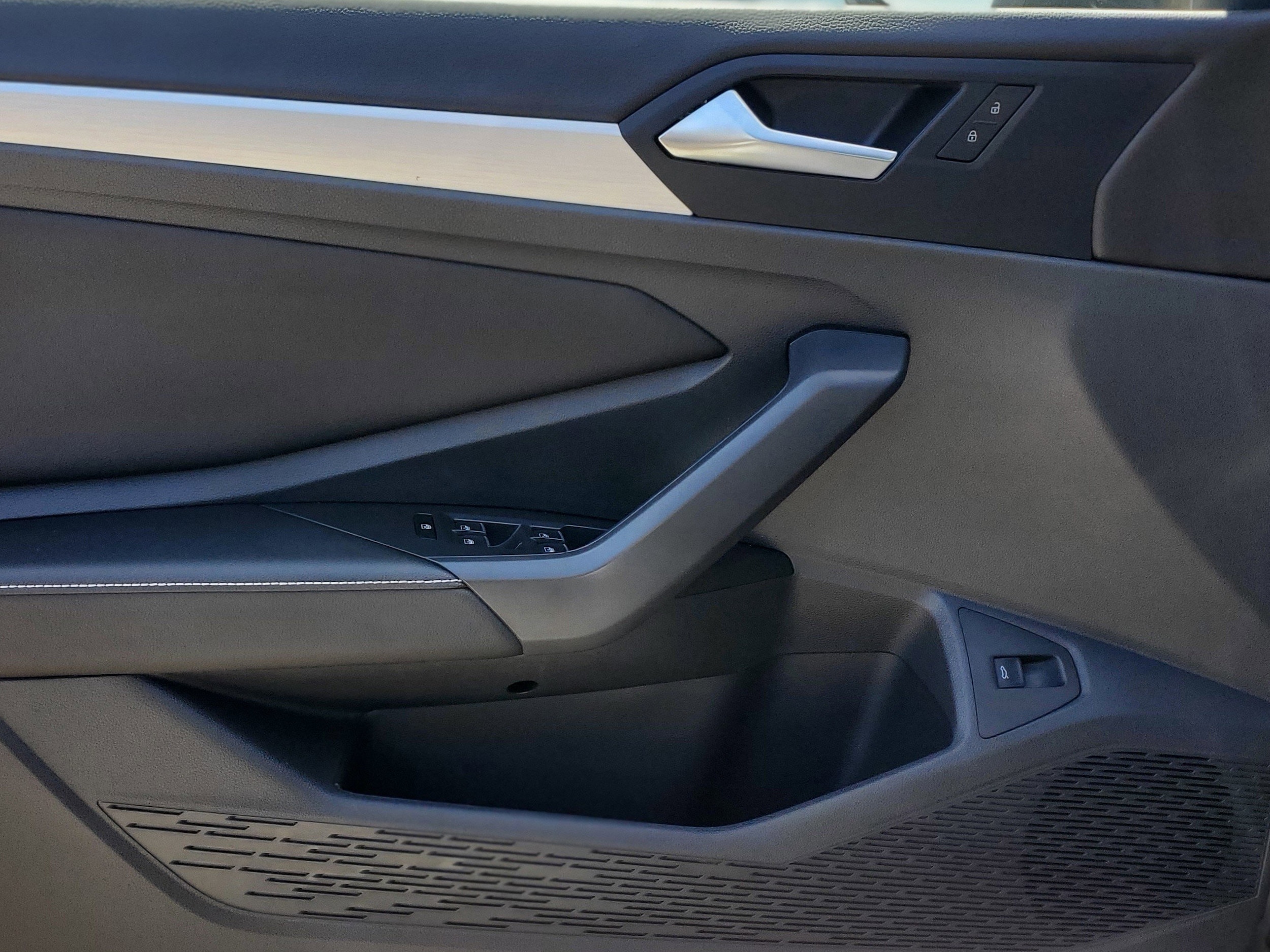 2026 Volkswagen Jetta Sport - Photo 11