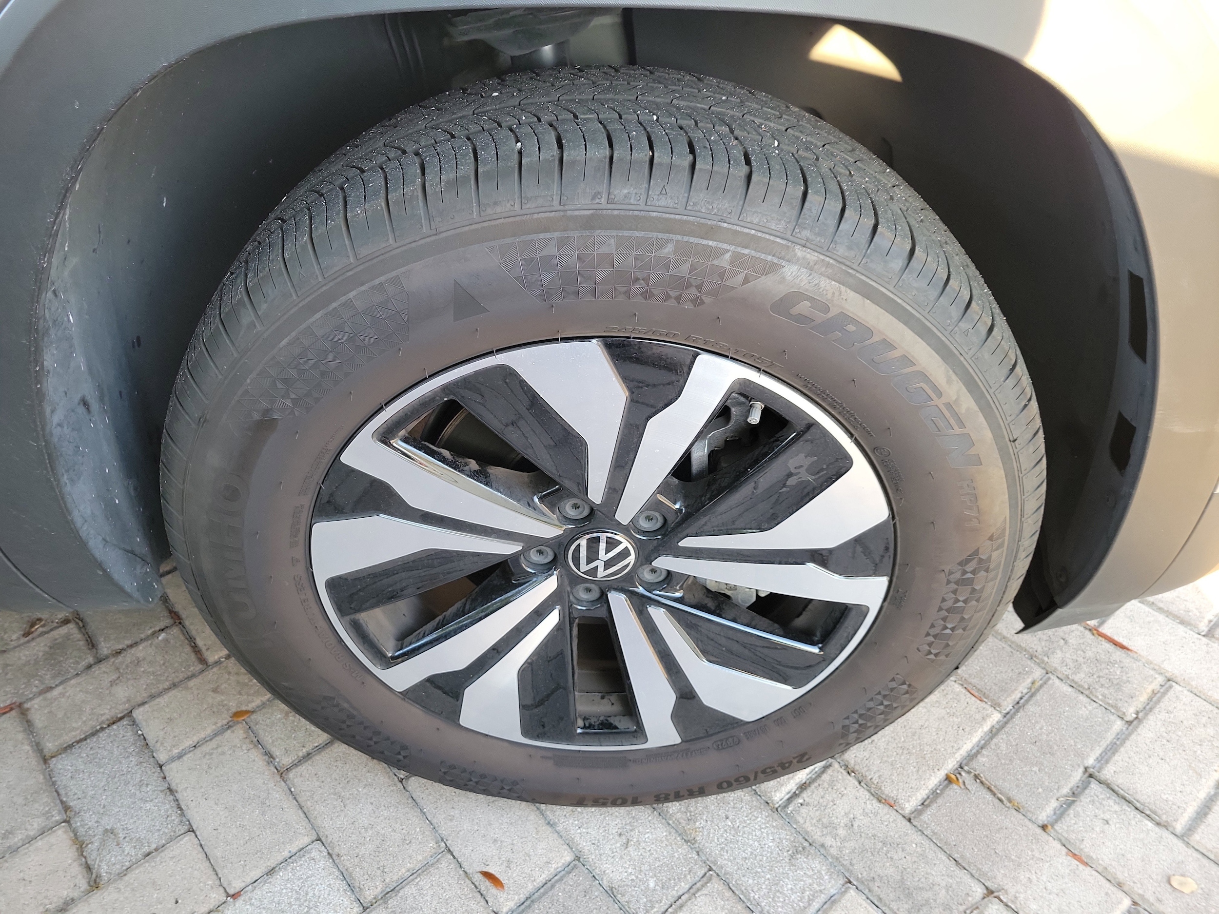 2026 Volkswagen Atlas SE - Photo 8