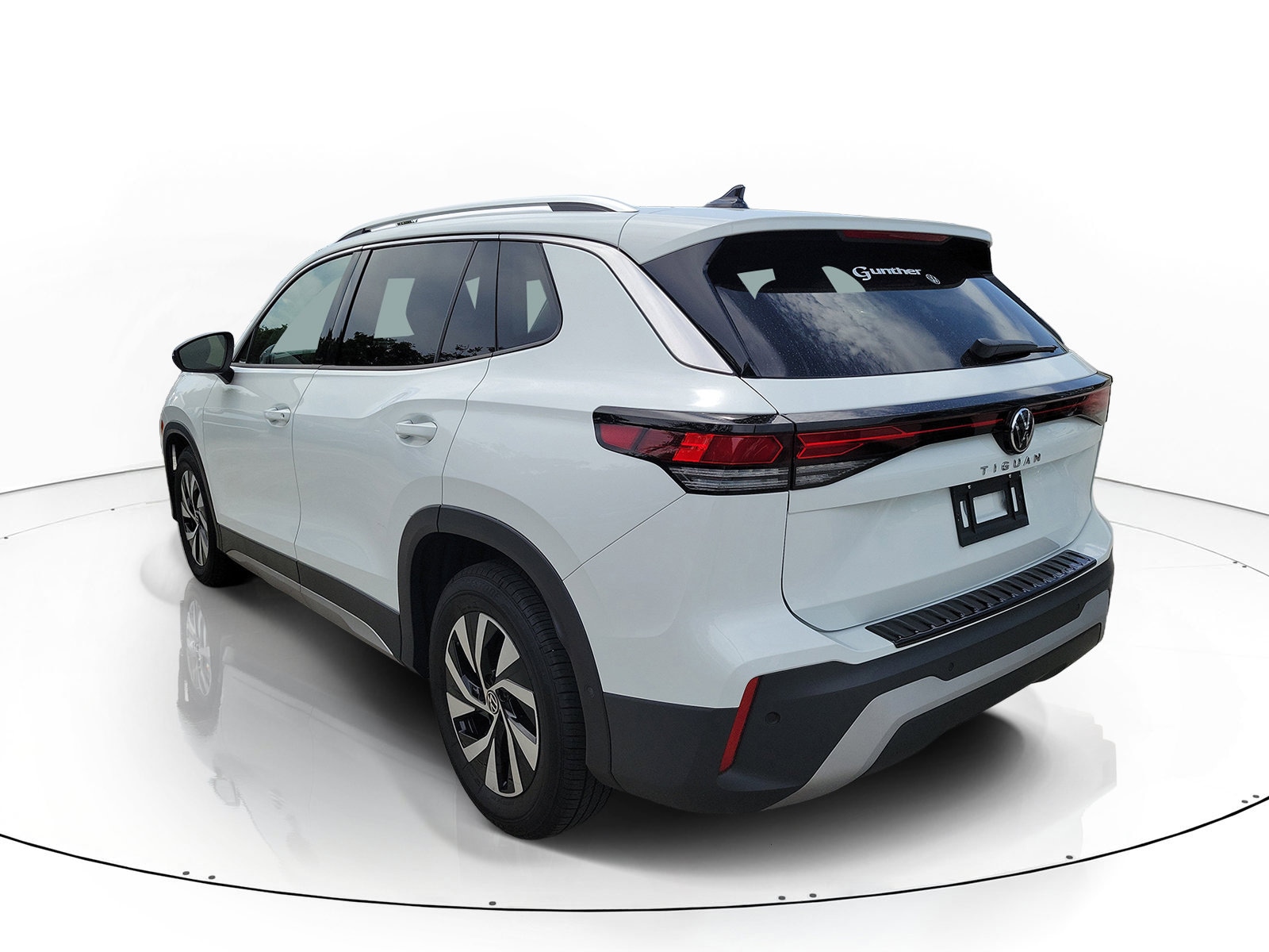 2026 Volkswagen Tiguan S - Photo 7