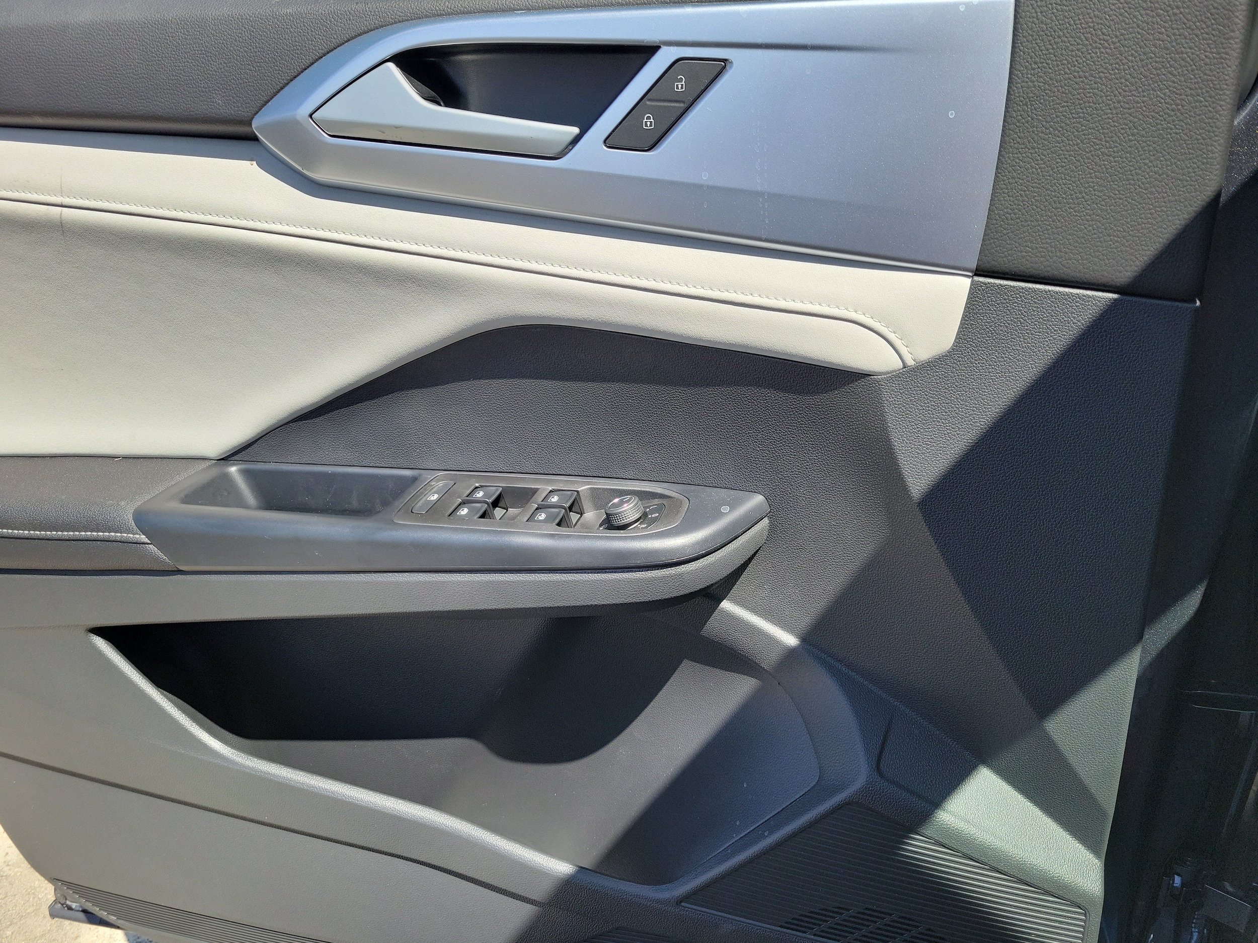 2026 Volkswagen Taos SE - Photo 16