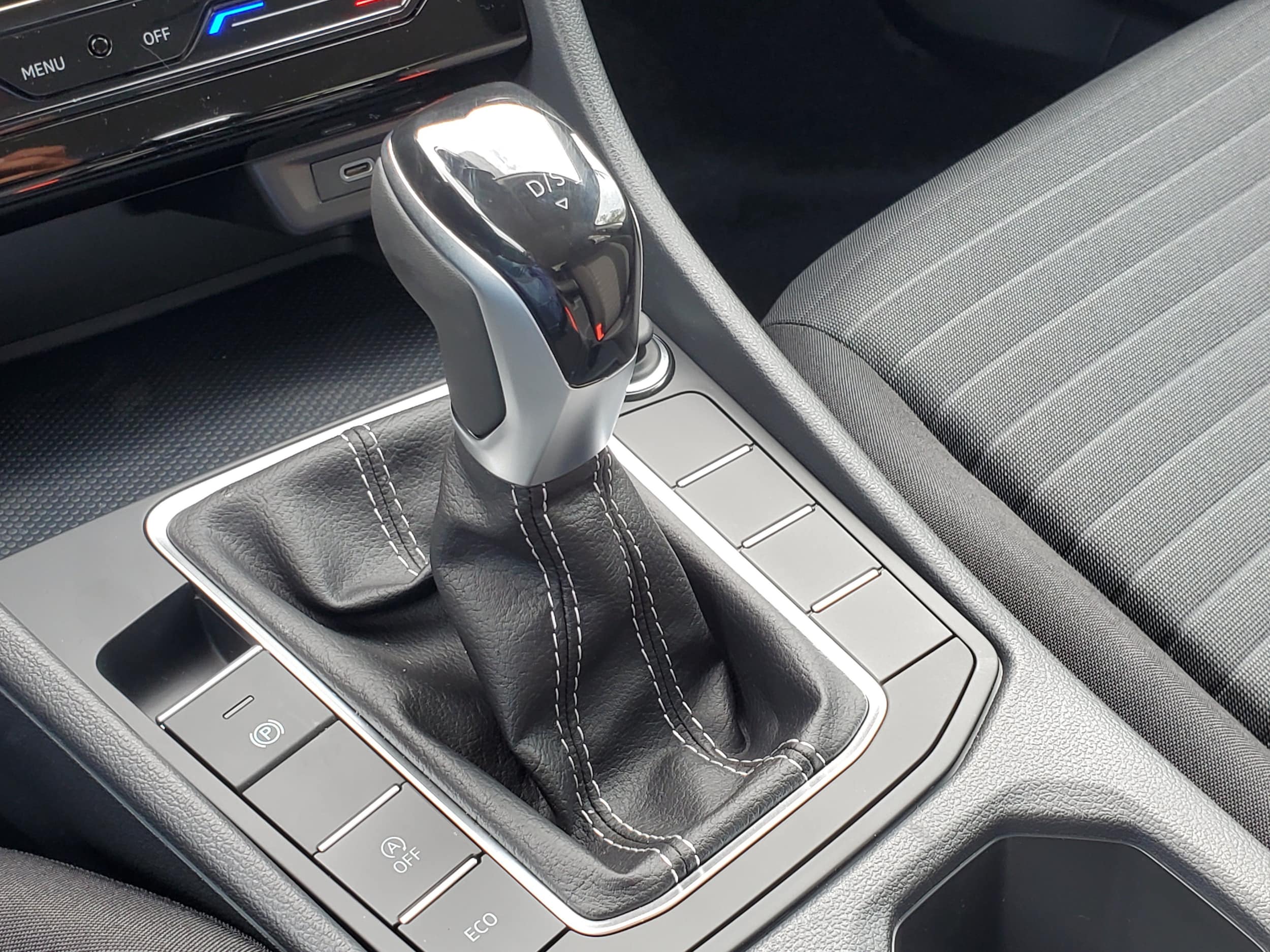 2026 Volkswagen Jetta SE - Photo 19