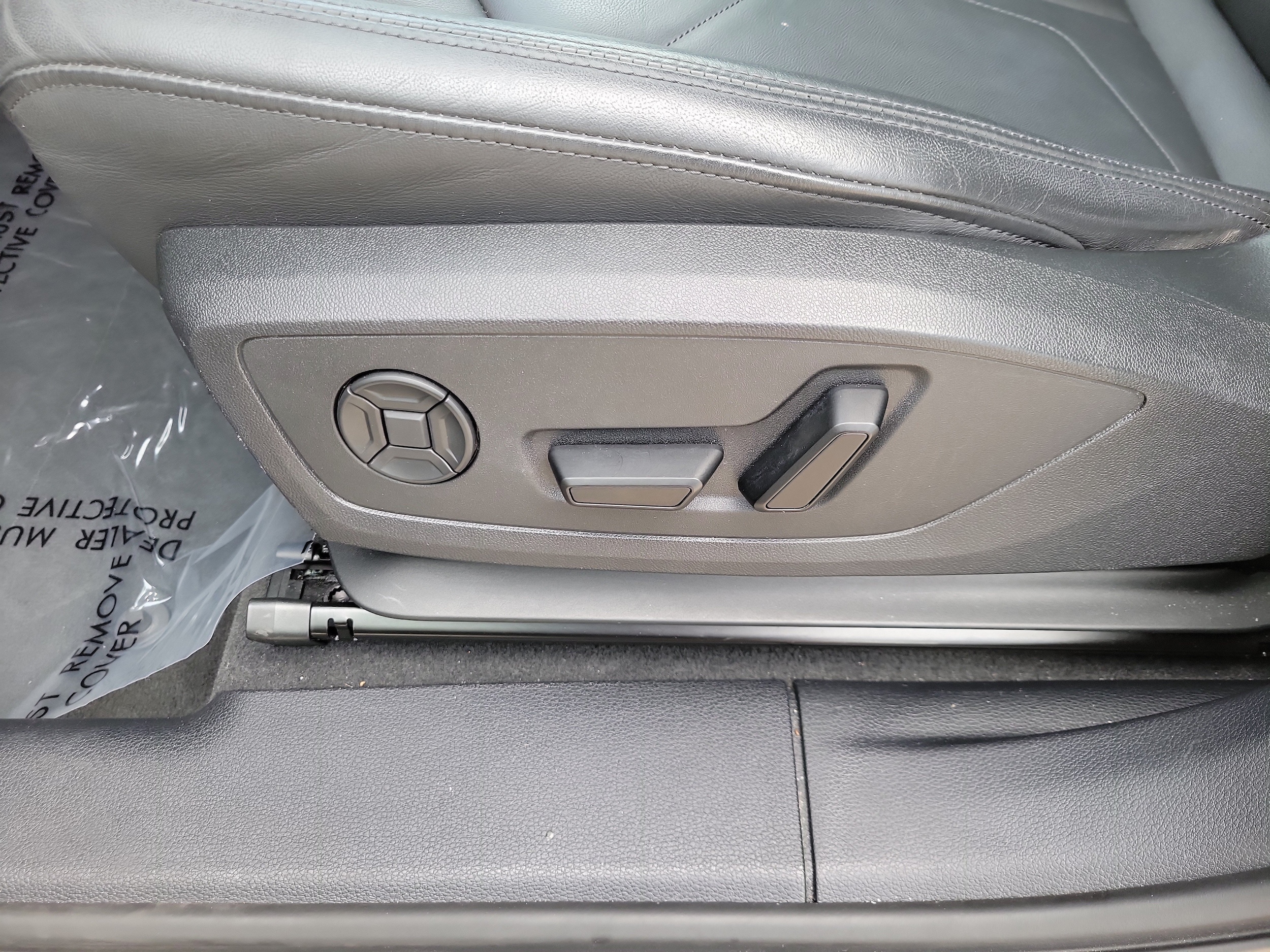 2024 Audi Q3 S Line Premium - Photo 17