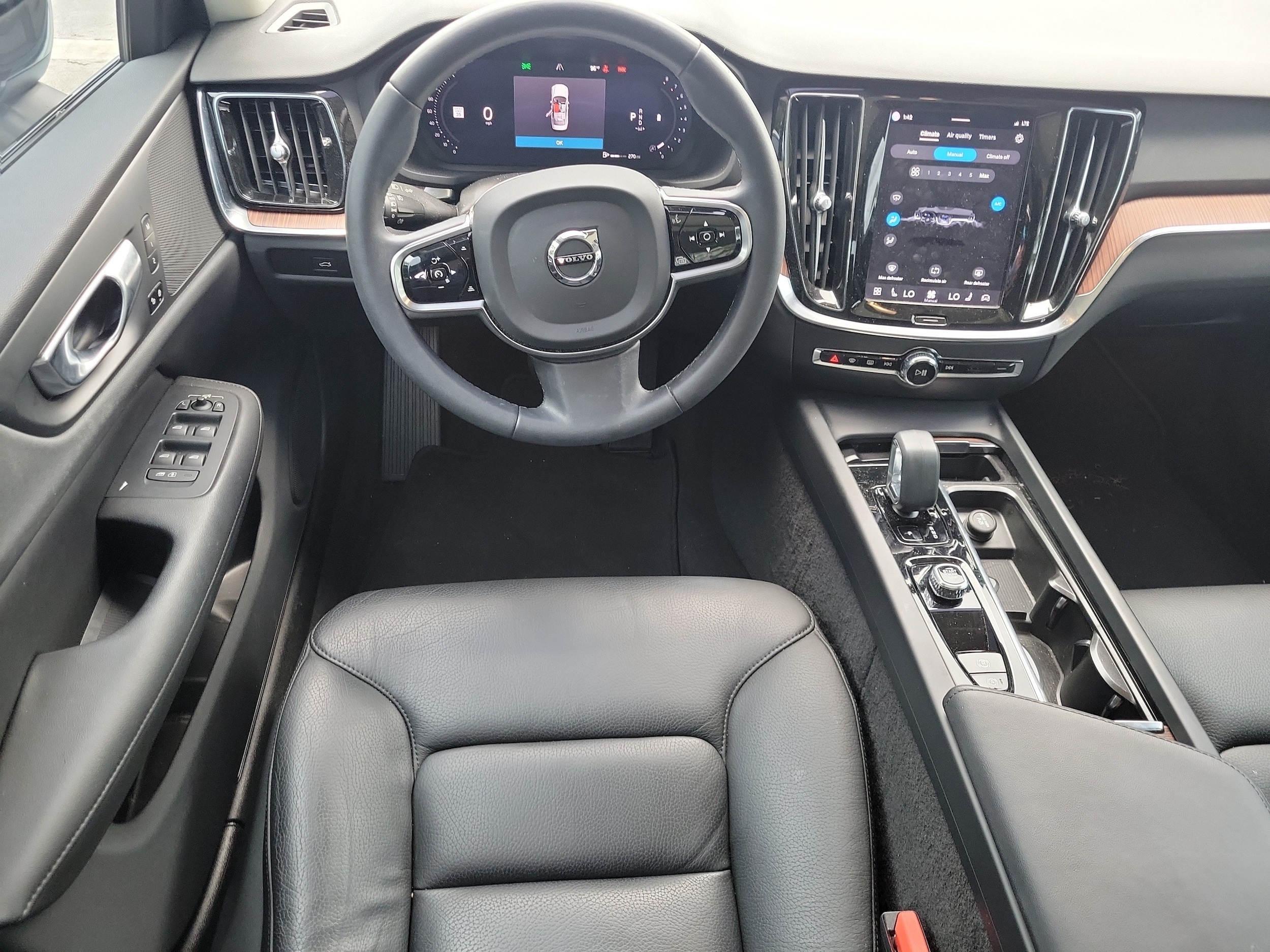 2024 Volvo S60 Plus - Photo 8