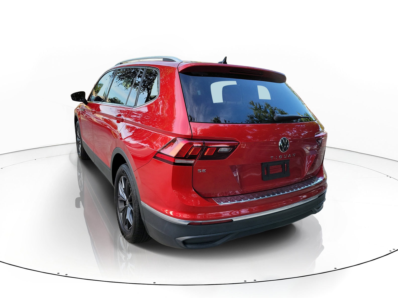 2023 Volkswagen Tiguan SE - Photo 6