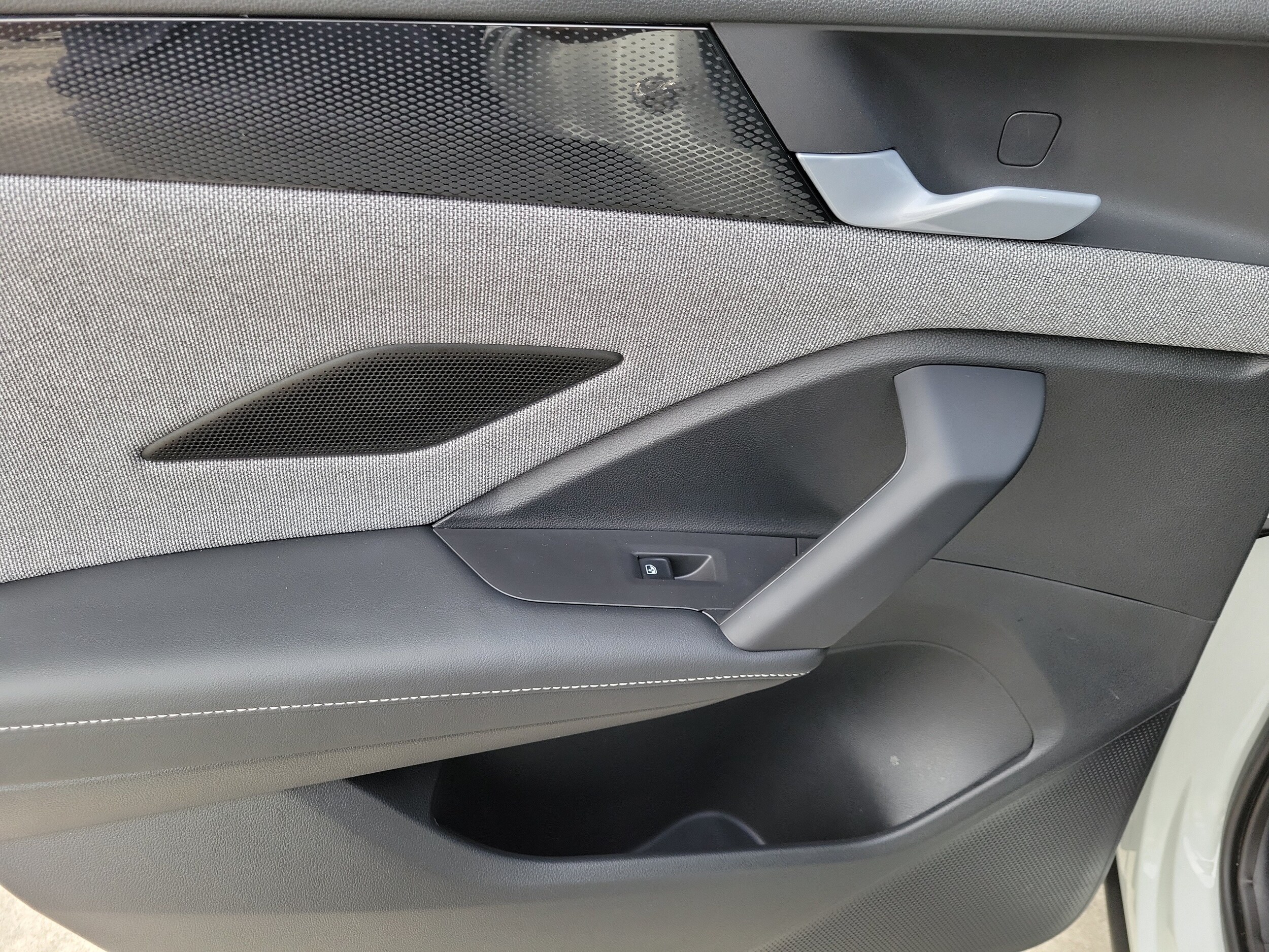 2026 Volkswagen Tiguan S - Photo 12