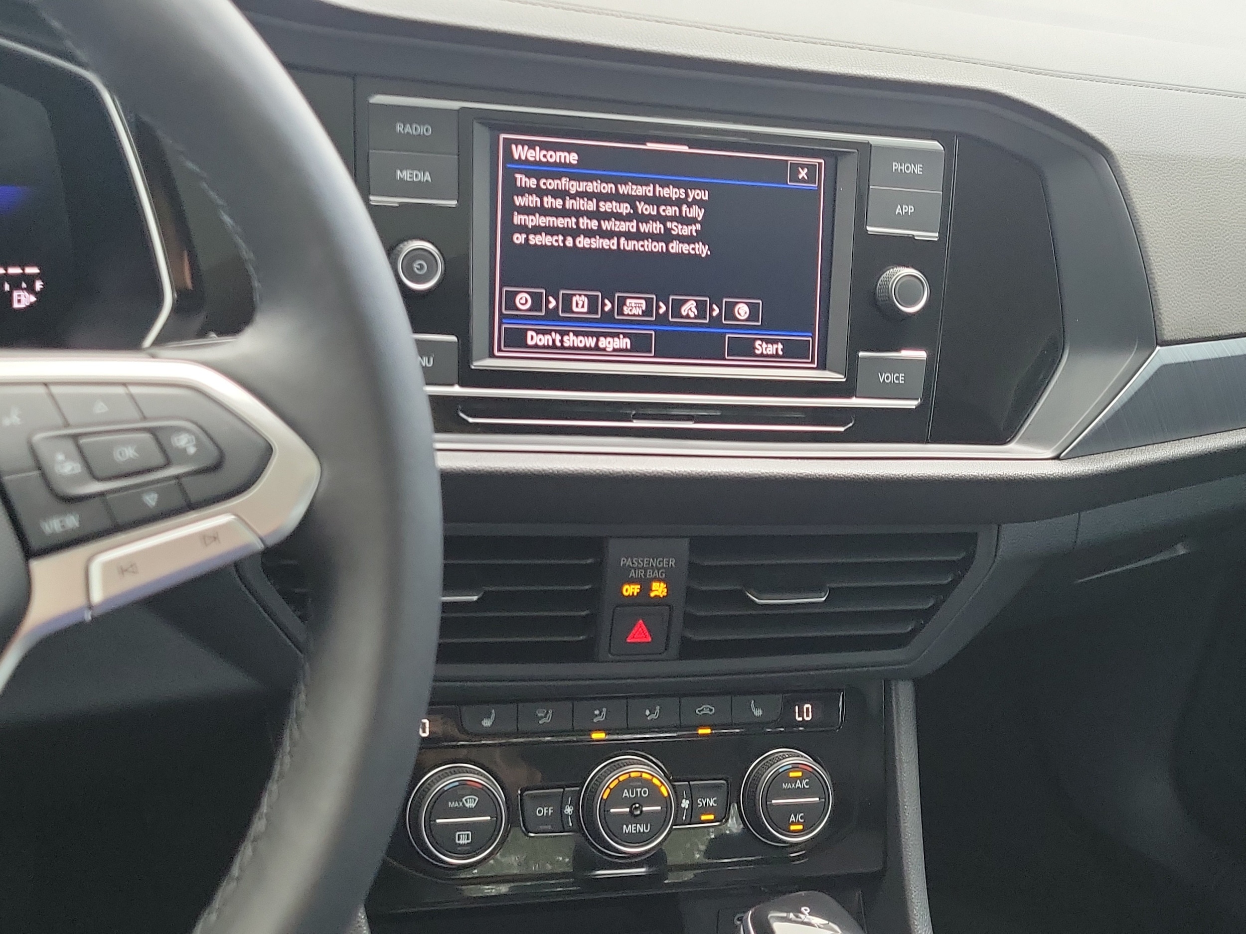 2024 Volkswagen Jetta SE - Photo 23