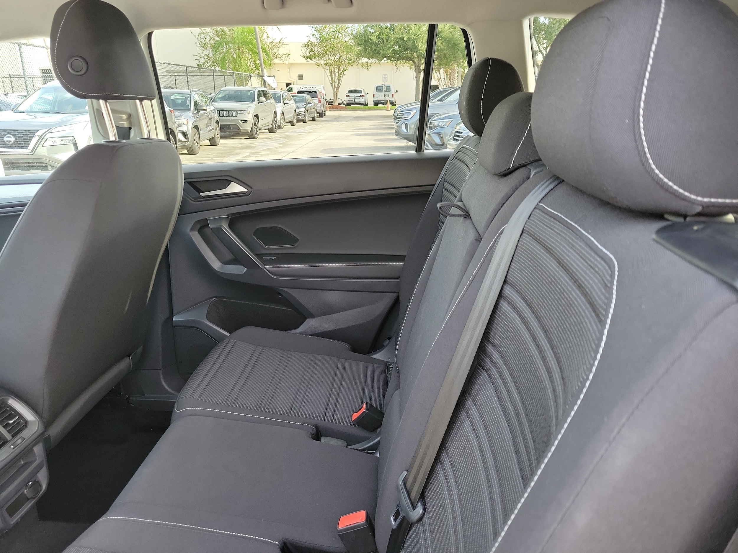 2023 Volkswagen Tiguan S - Photo 11