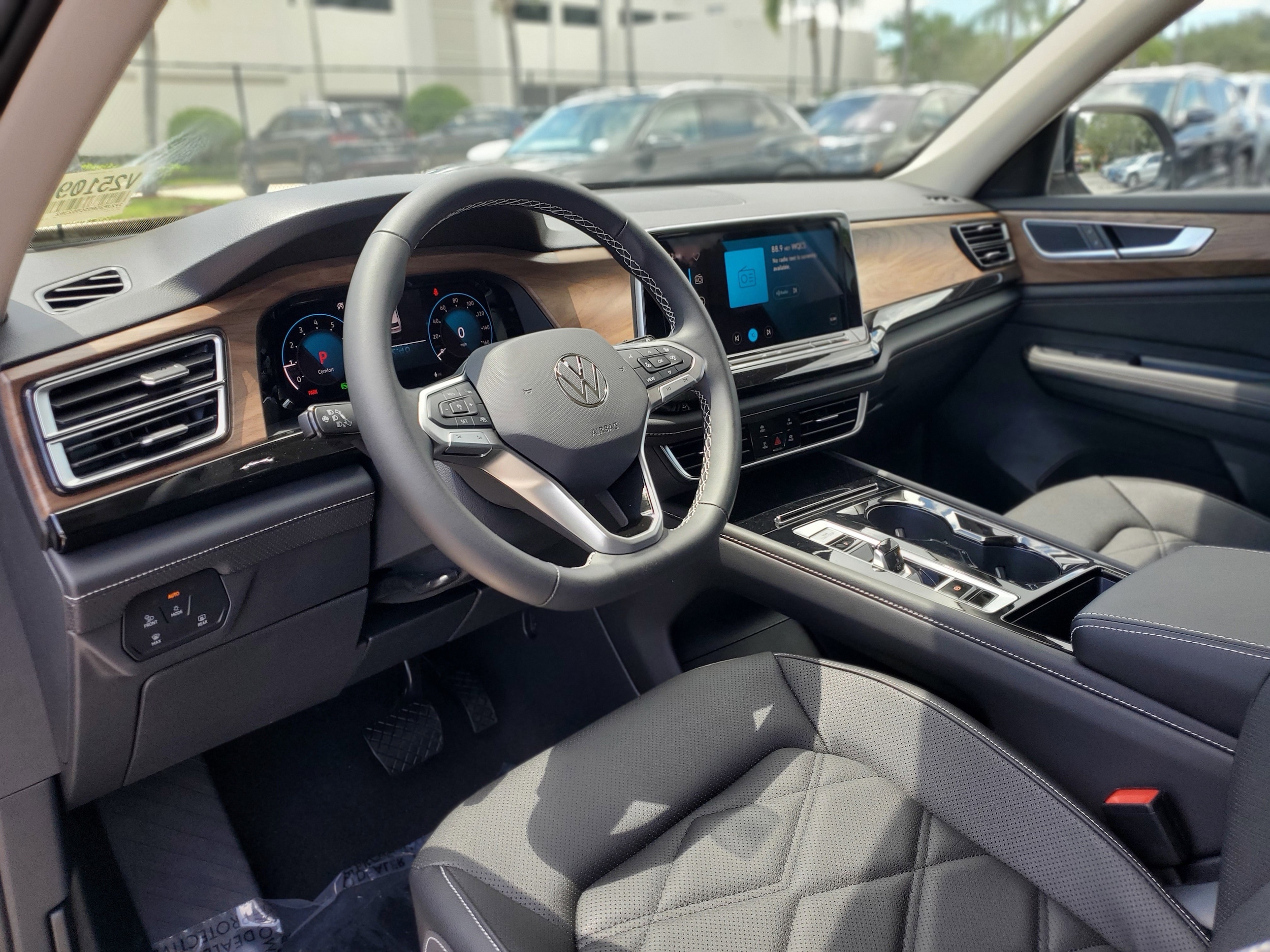 2026 Volkswagen Atlas SE w/Tech - Photo 12