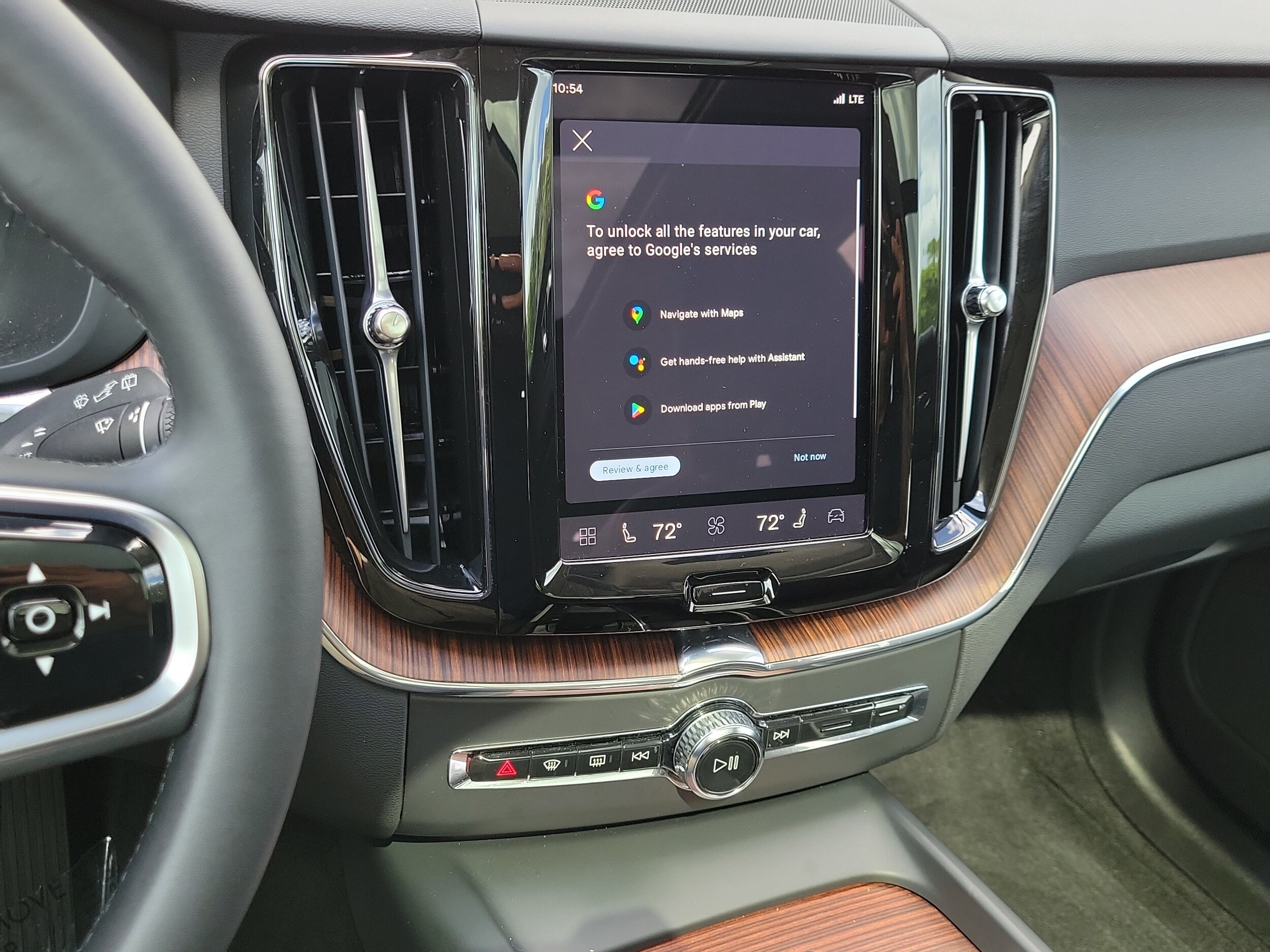 2024 Volvo XC60 Plus - Photo 25