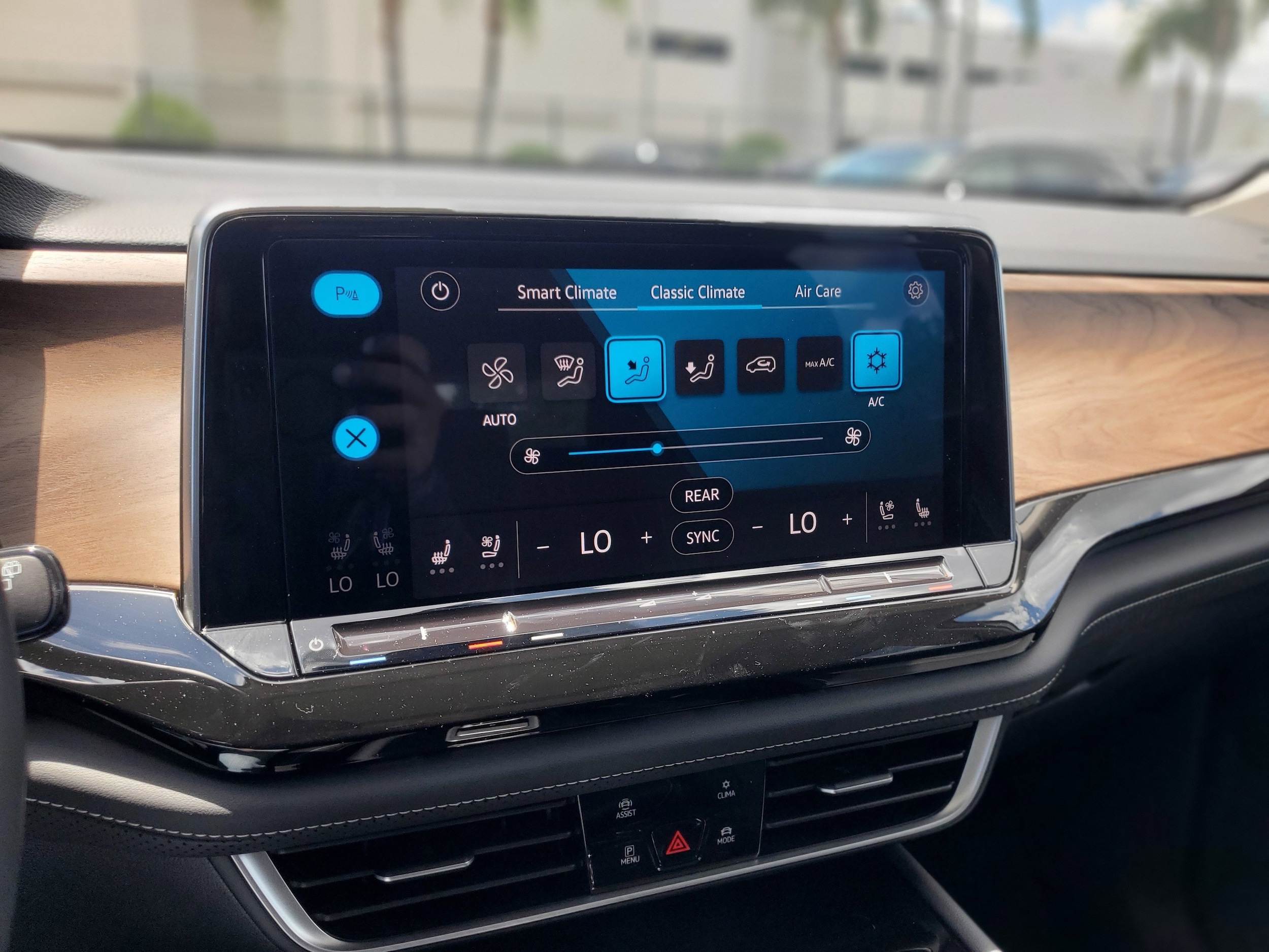 2026 Volkswagen Atlas SE w/Tech - Photo 20