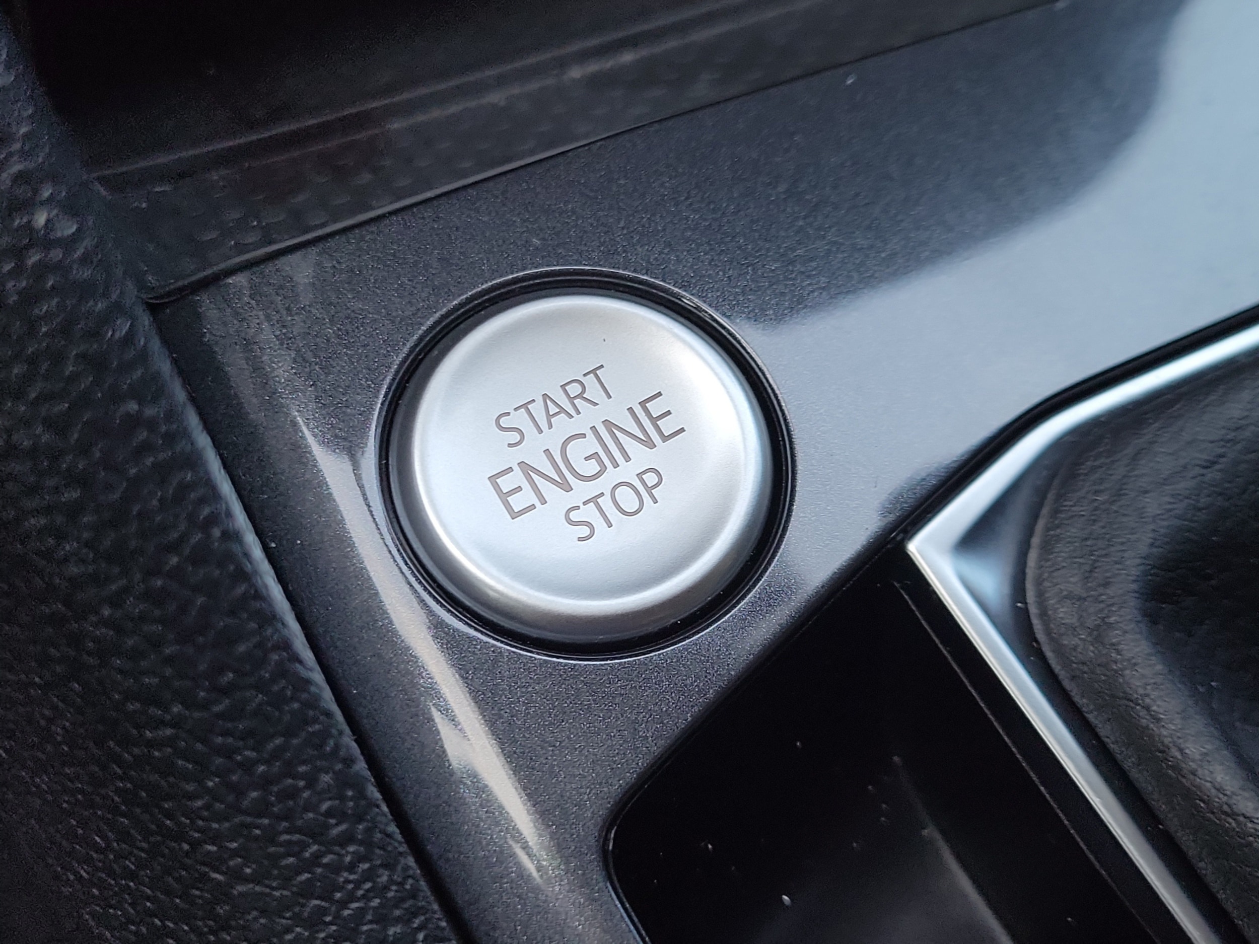 2023 Volkswagen Tiguan SE - Photo 30