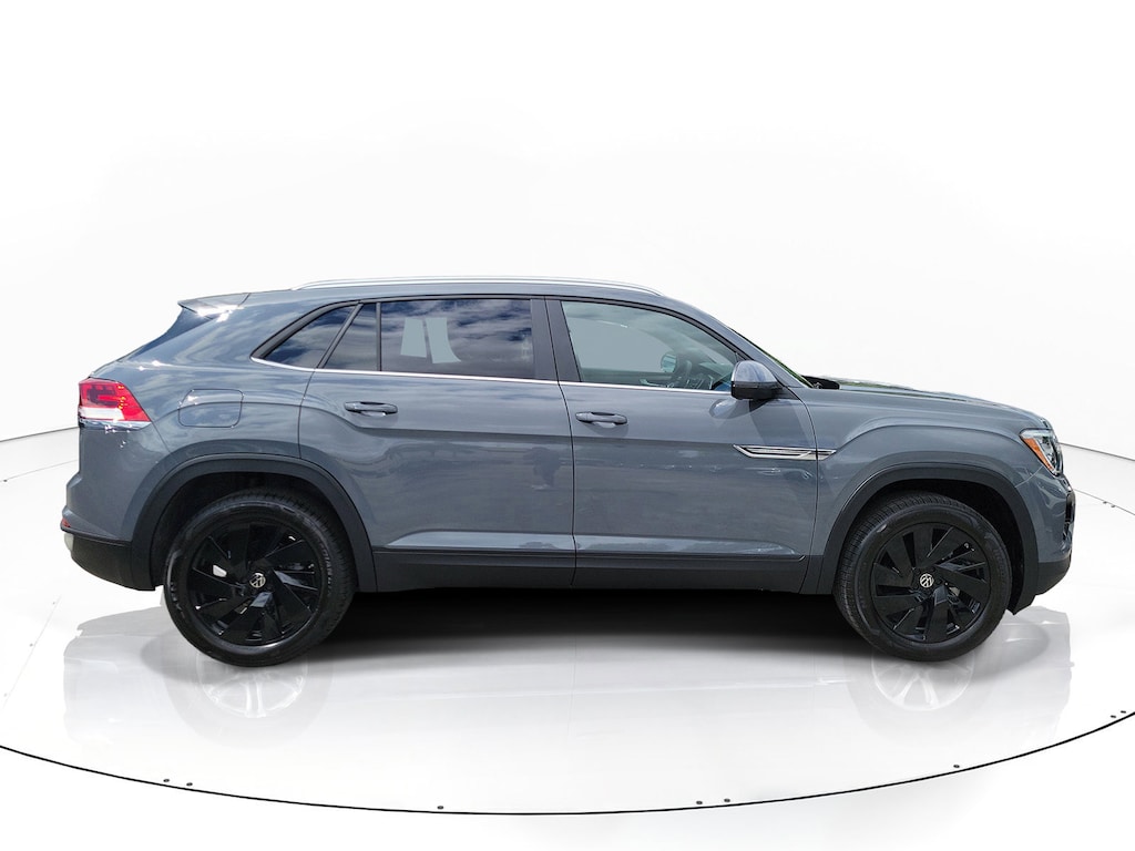 New 2026 Volkswagen Atlas Cross Sport SE w/Technology SUV