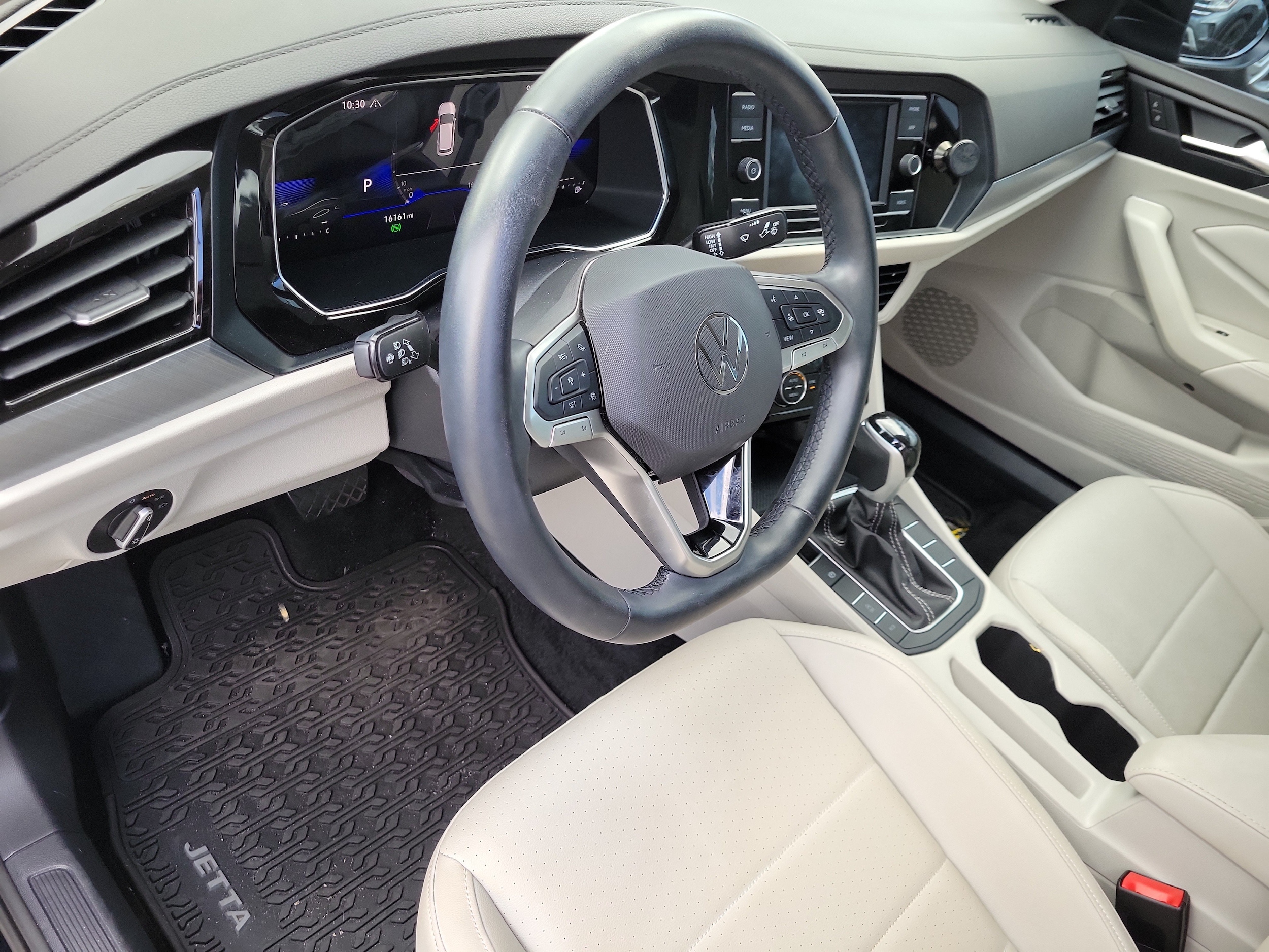 2023 Volkswagen Jetta SE - Photo 16