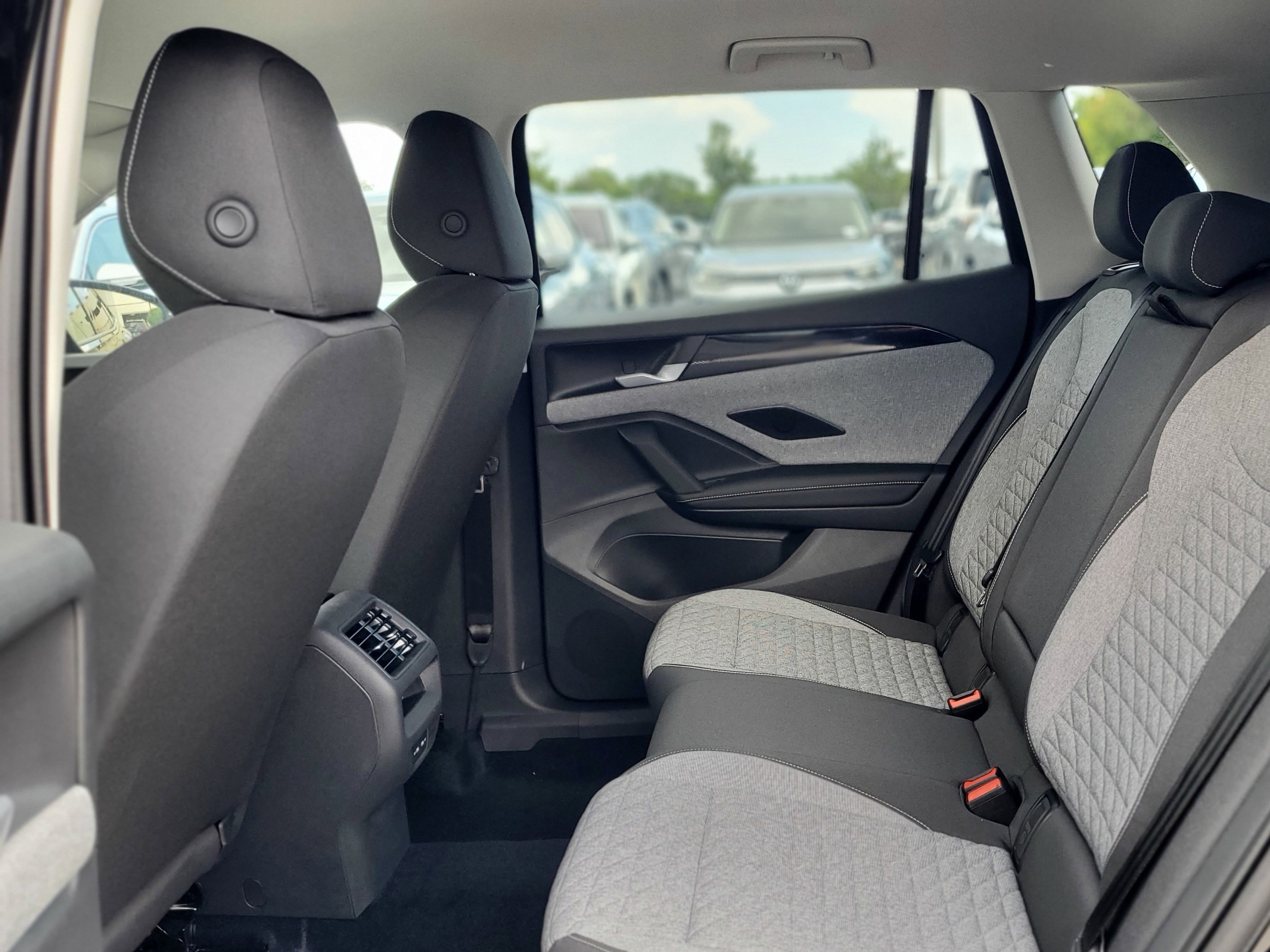 2026 Volkswagen Tiguan S - Photo 7