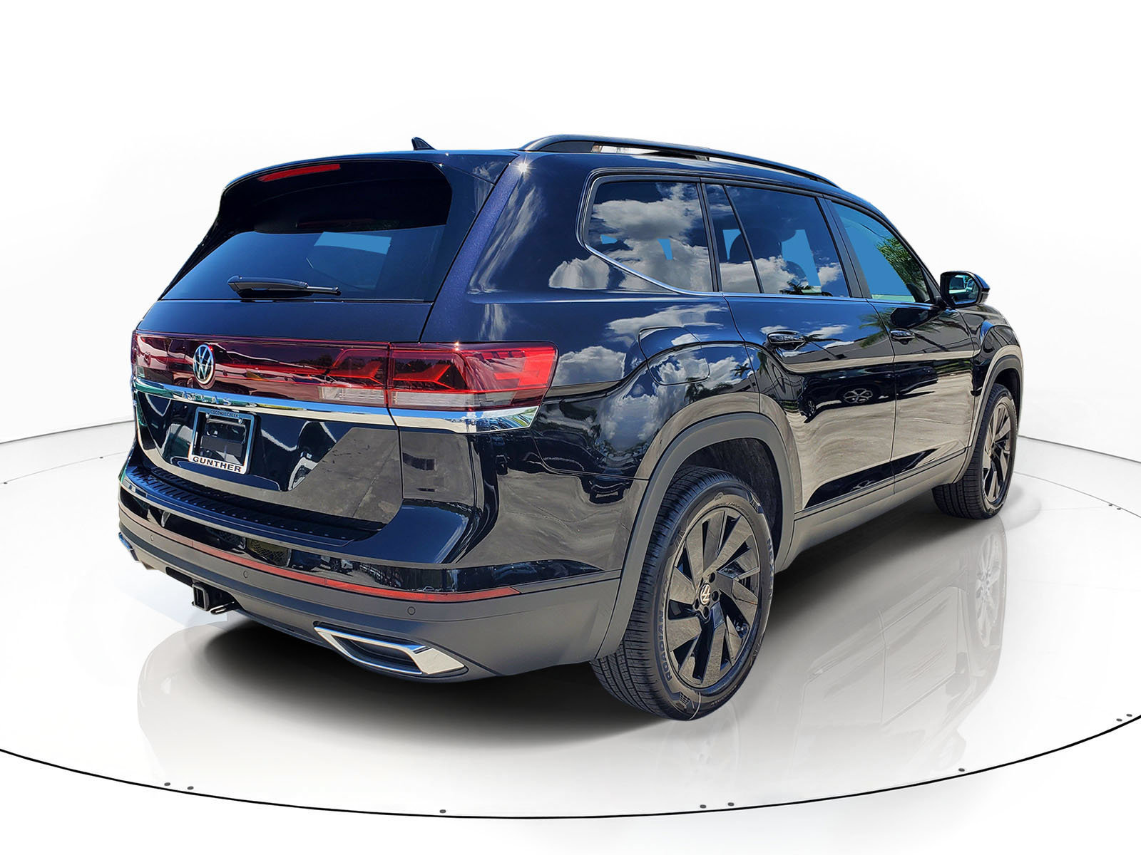 New 2026 Volkswagen Atlas SE w/Technology SUV