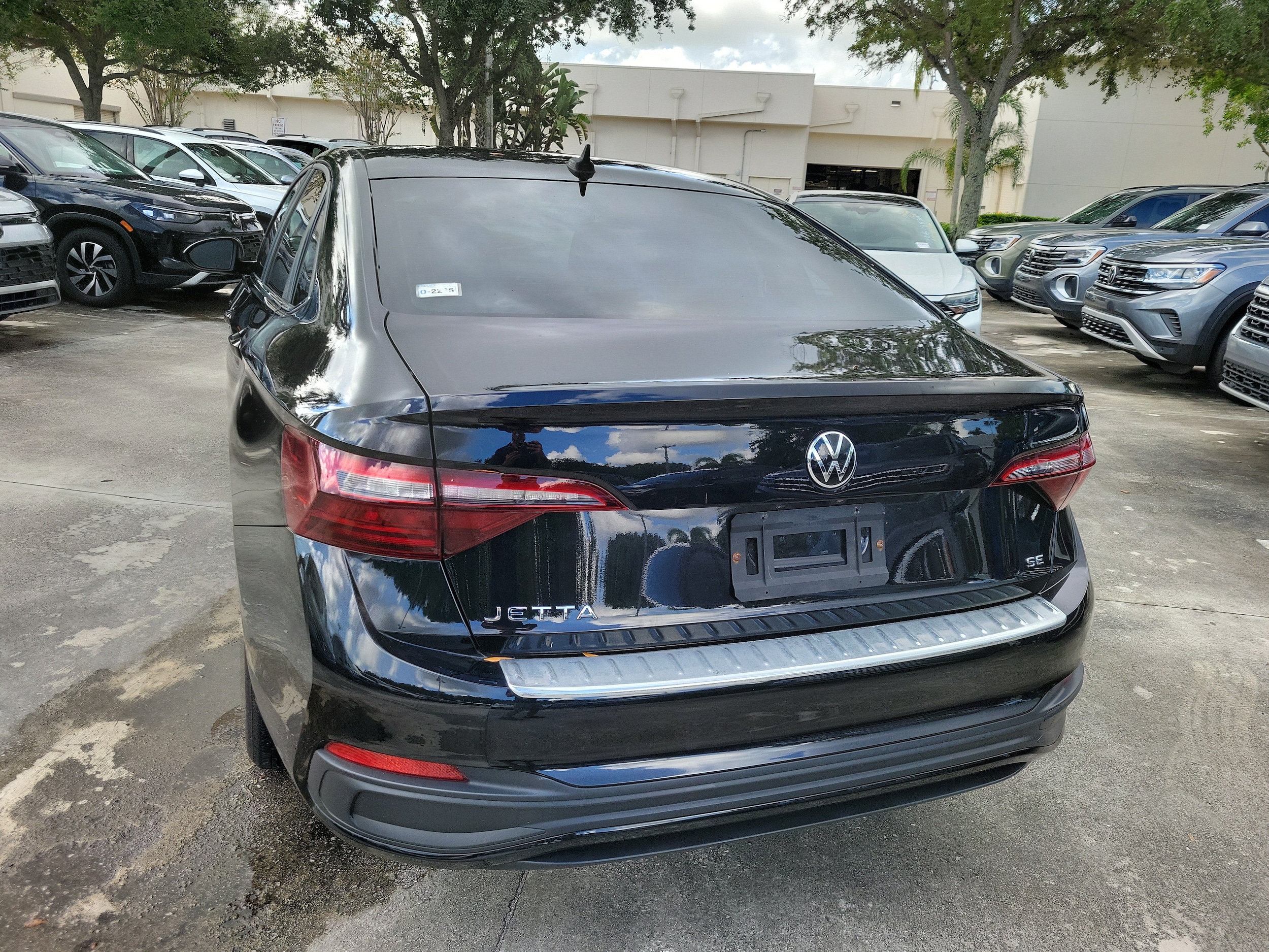 2023 Volkswagen Jetta SE - Photo 5