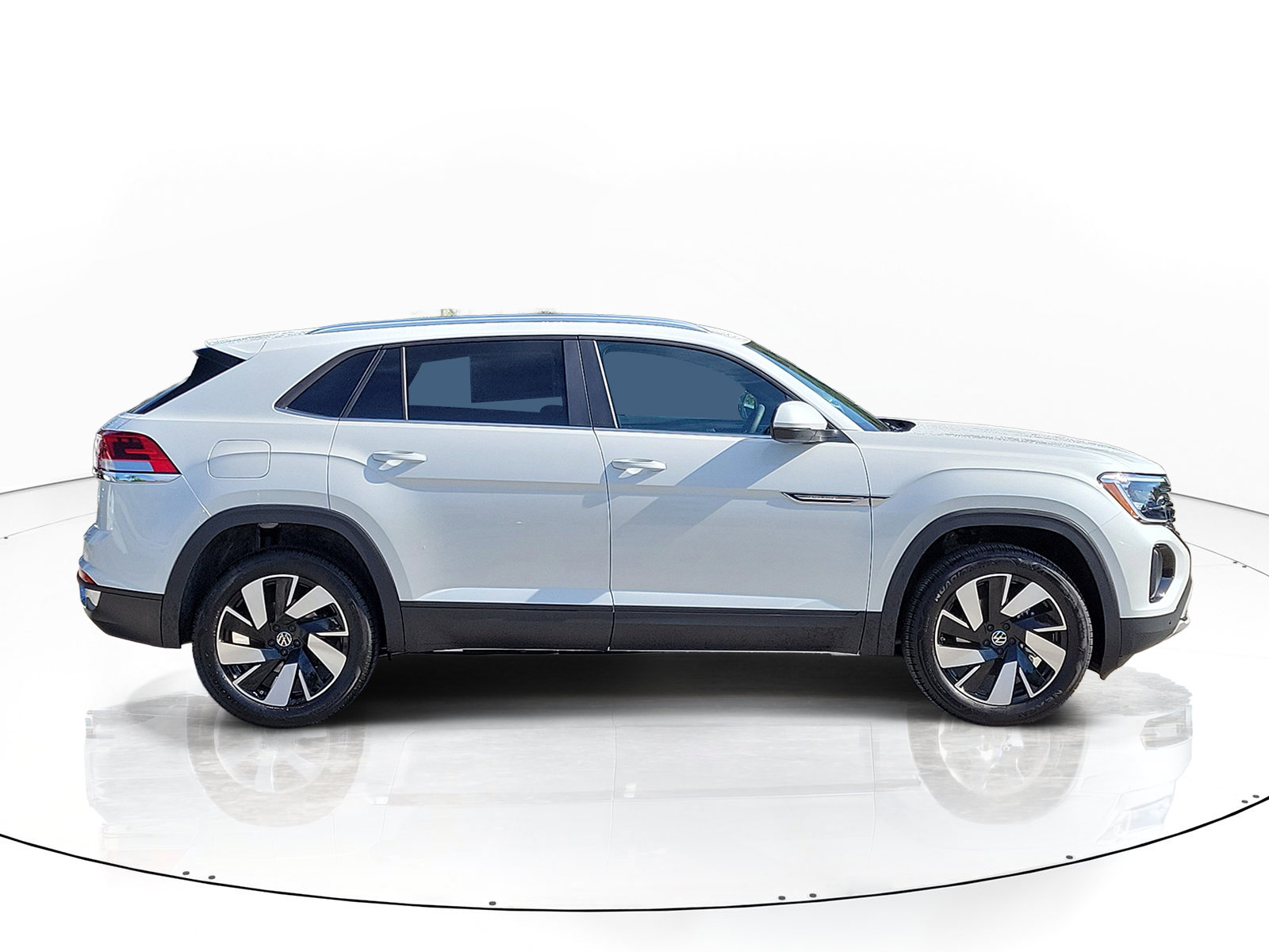 New 2026 Volkswagen Atlas Cross Sport SE w/Technology SUV