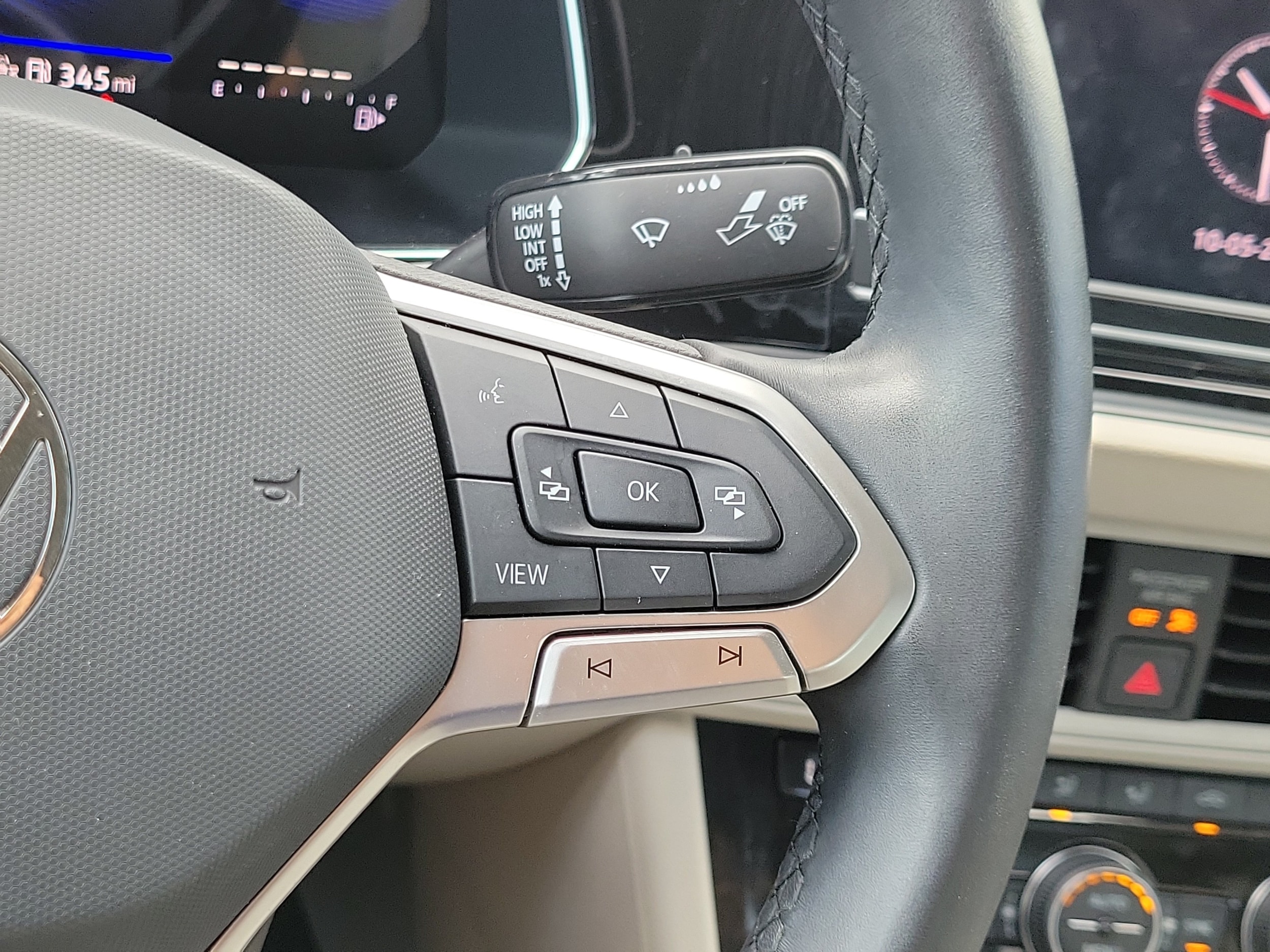 2023 Volkswagen Jetta SE - Photo 22
