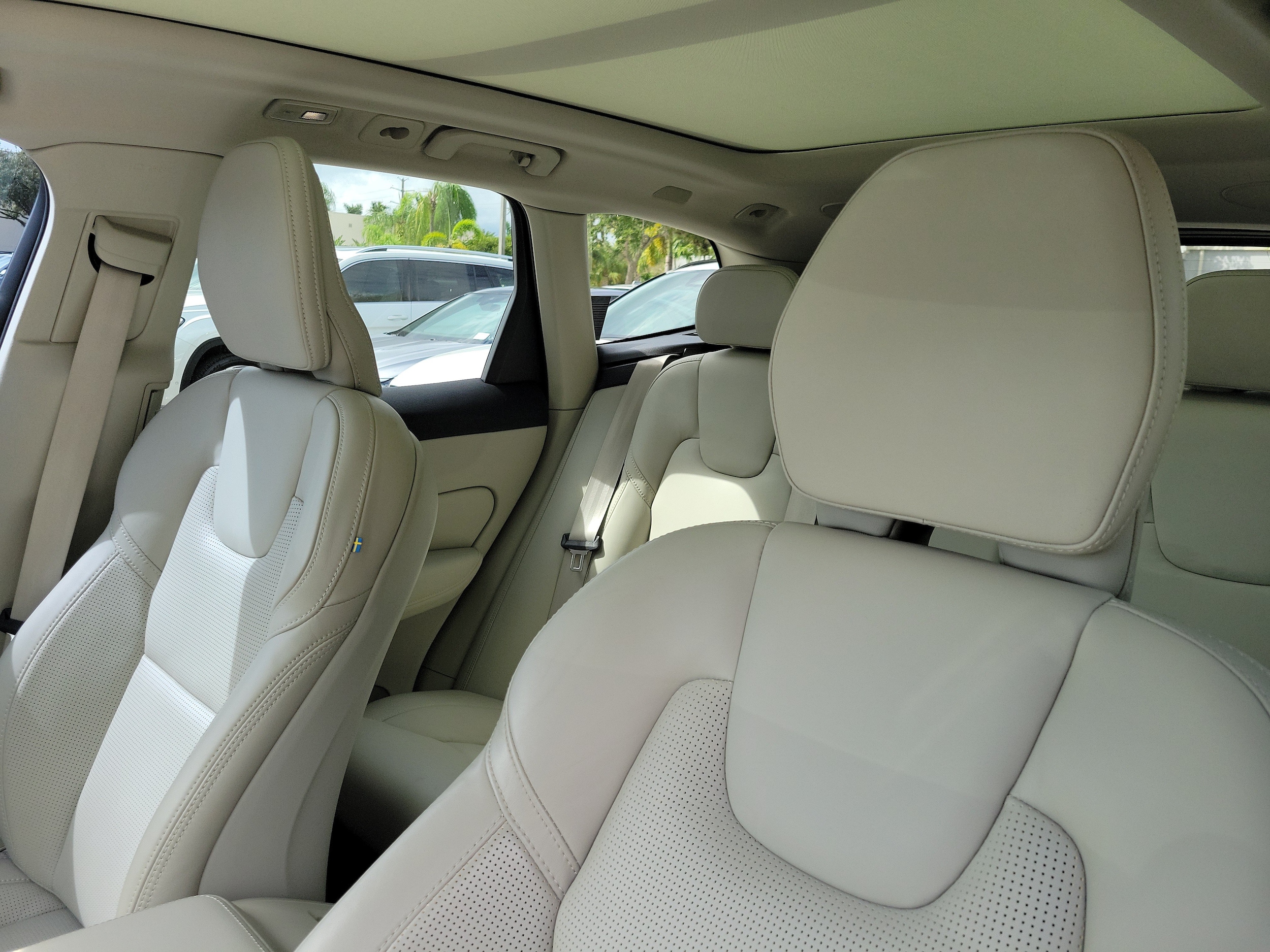2023 Volvo XC60 Ultimate - Photo 21