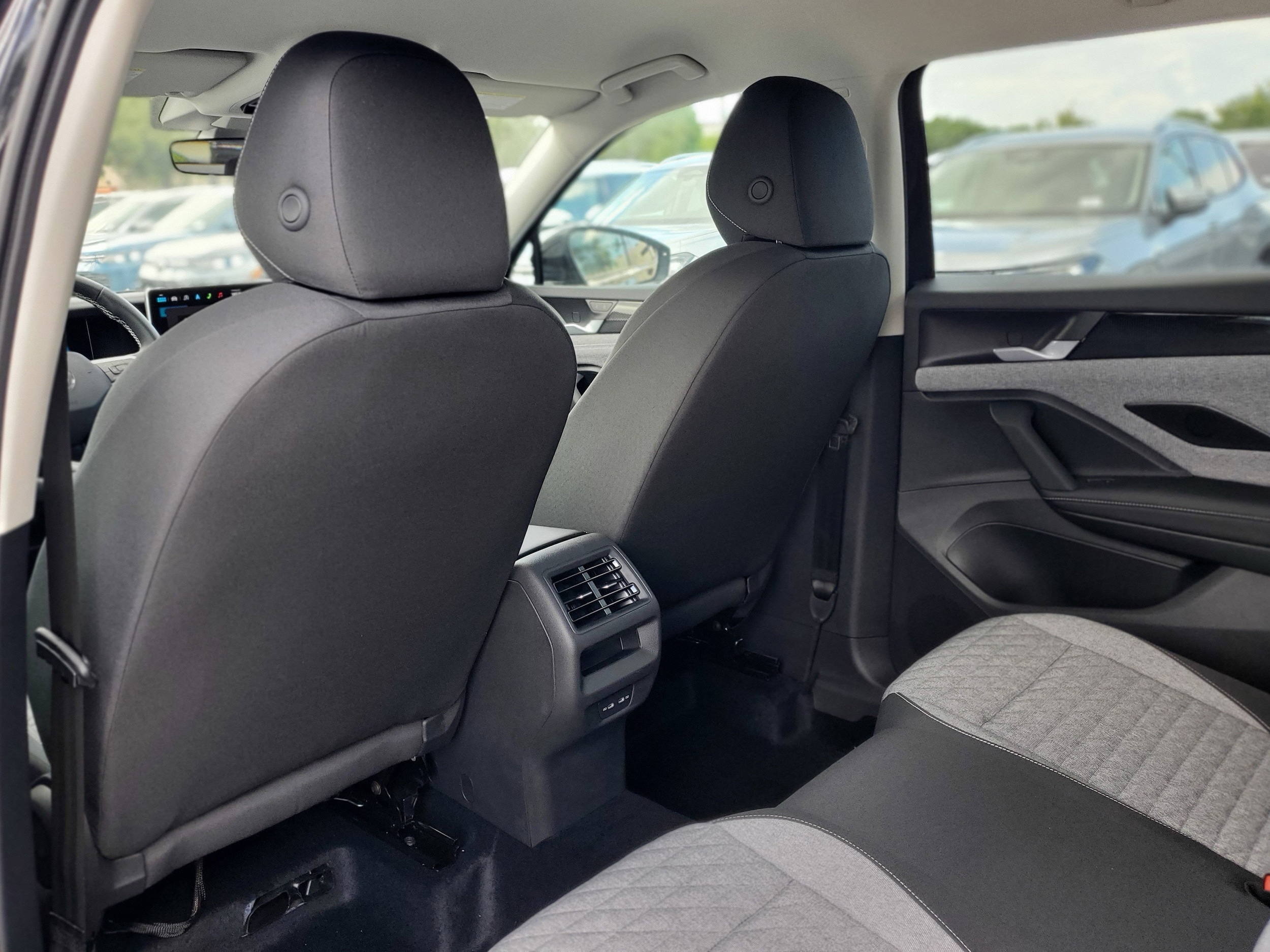 2026 Volkswagen Tiguan S - Photo 8
