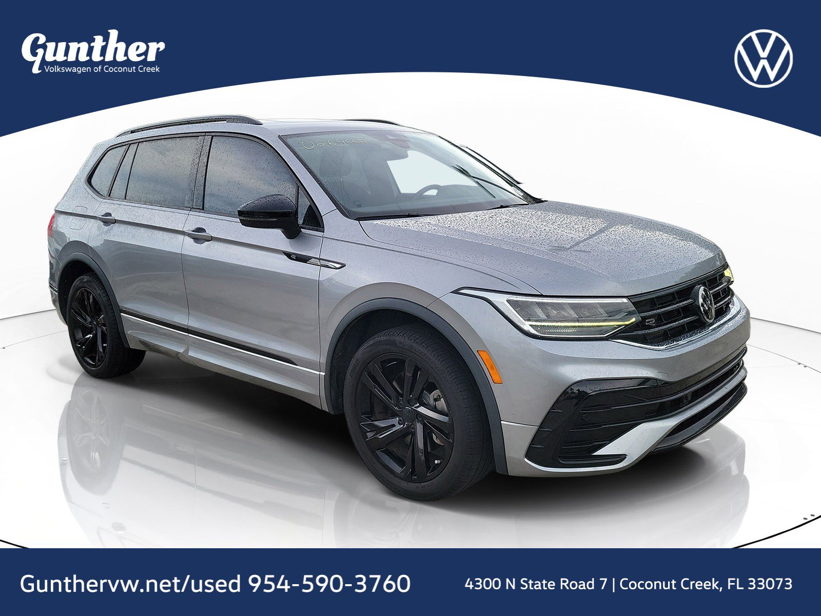 2023 Volkswagen Tiguan SE R-LINE BLACK - Photo 1