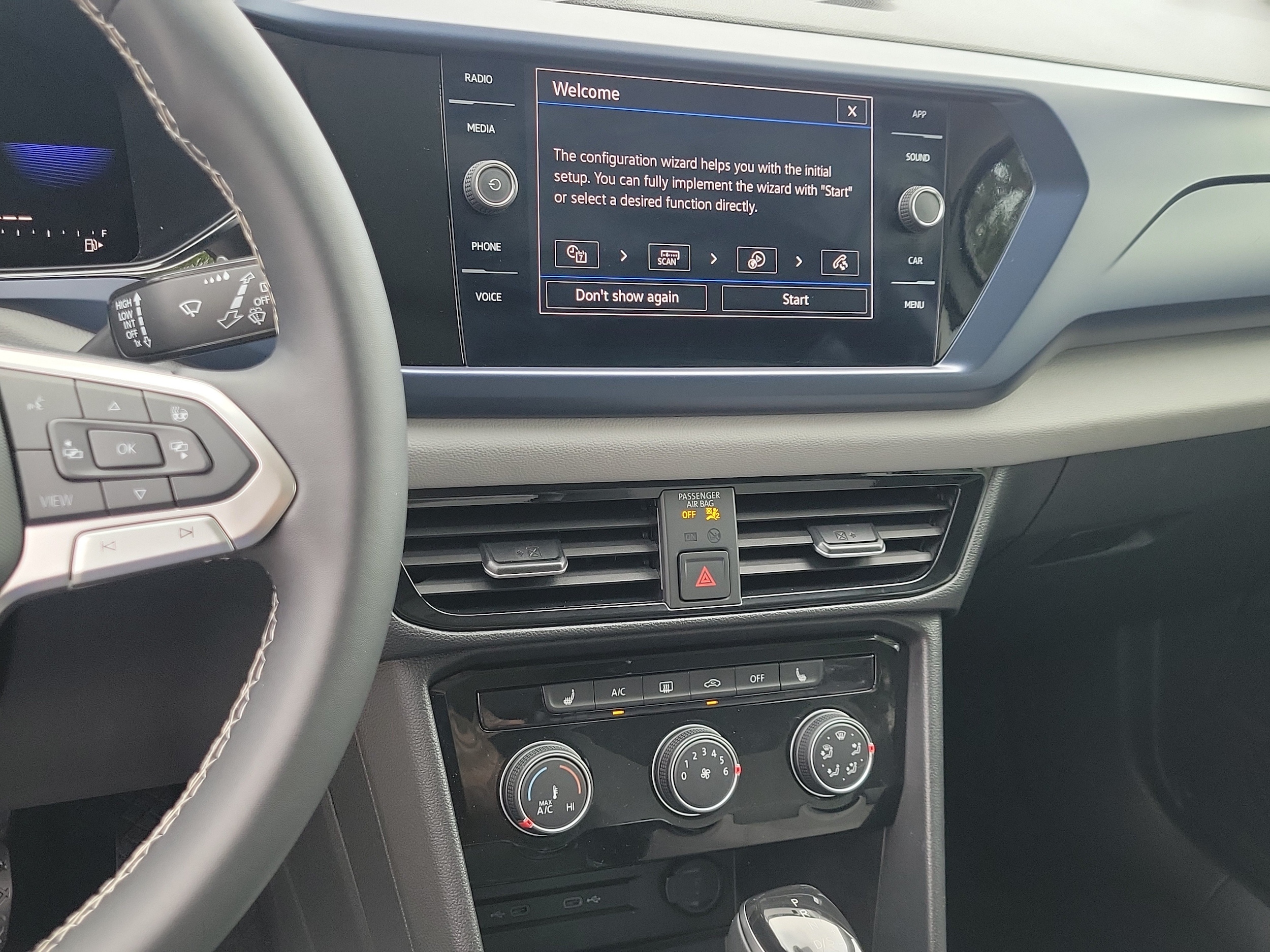2023 Volkswagen Taos SE - Photo 26