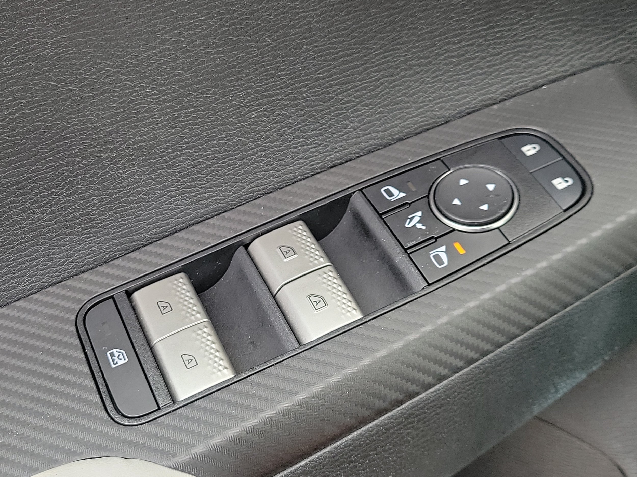 2023 Mitsubishi Outlander SEL - Photo 23