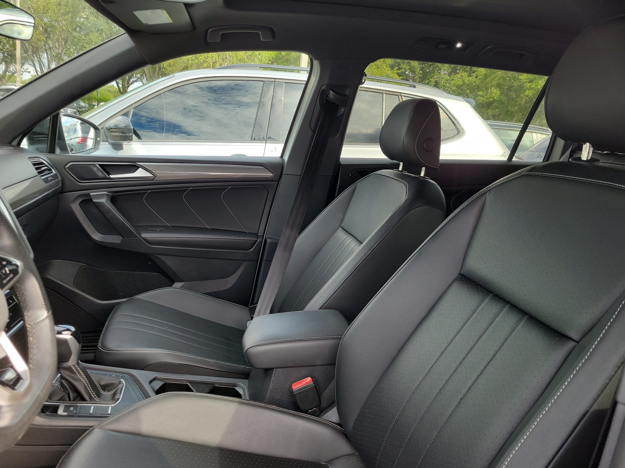 2023 Volkswagen Tiguan SE R-LINE BLACK - Photo 24