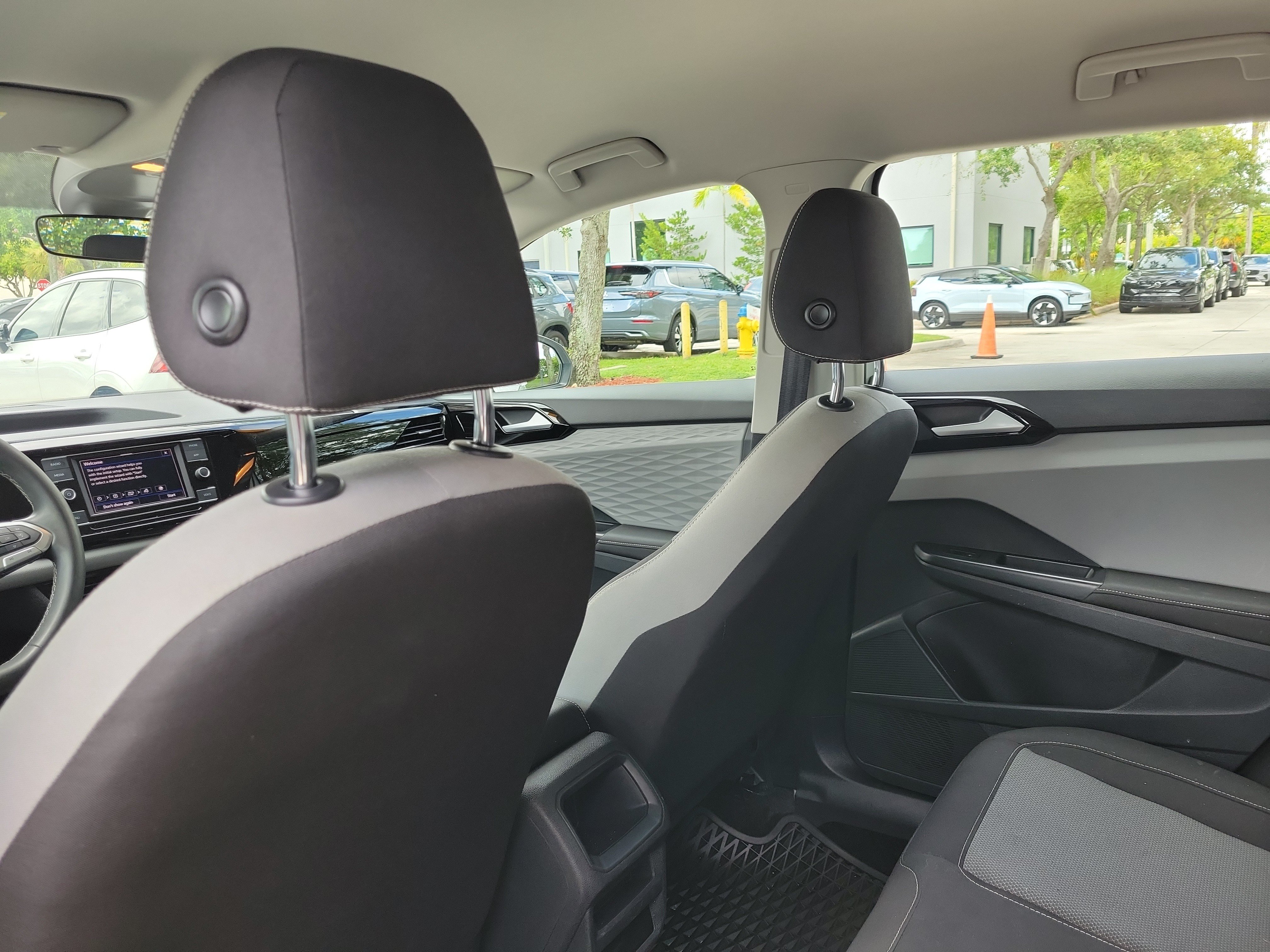 2024 Volkswagen Taos S - Photo 15