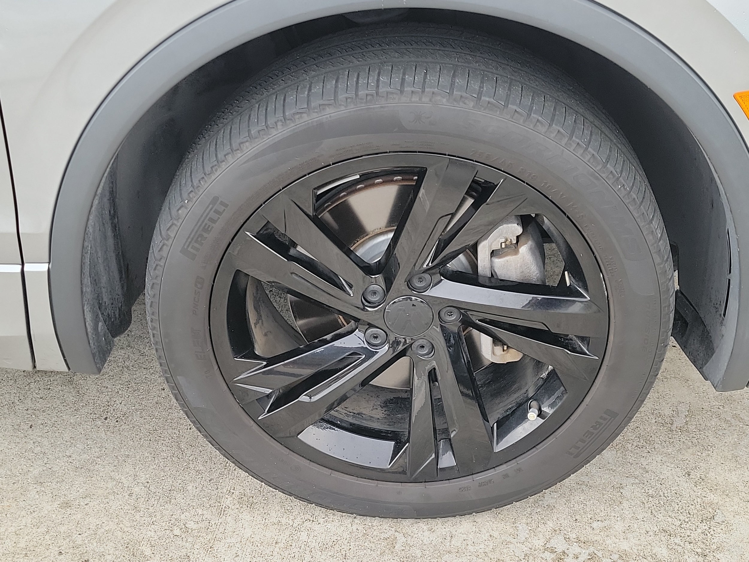 2023 Volkswagen Tiguan SE R-LINE BLACK - Photo 10