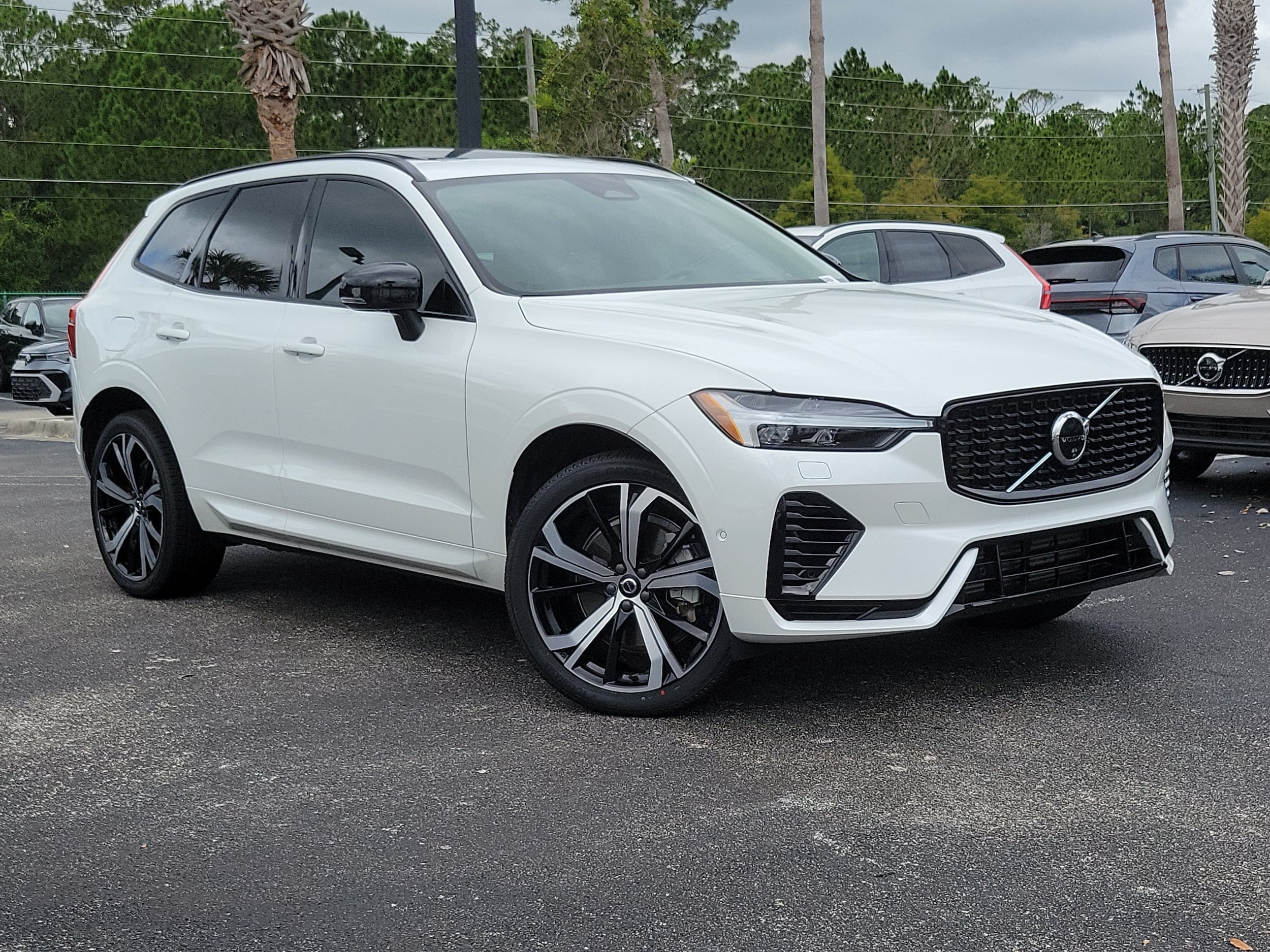 2024 Volvo XC60 Recharge Plug-In Hybrid