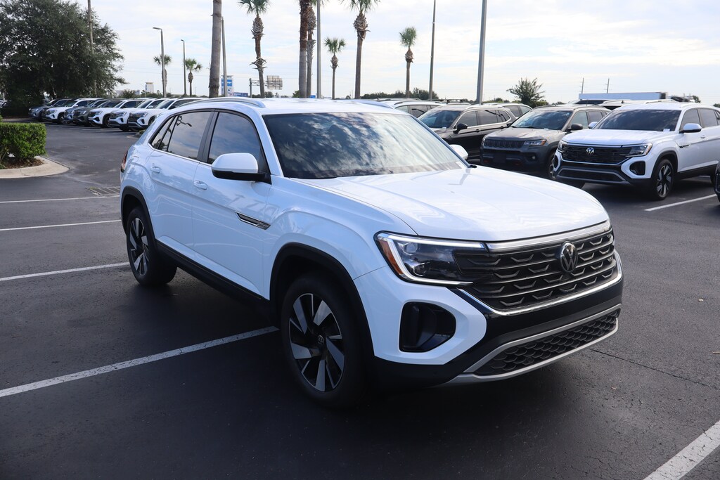 Certified 2024 Volkswagen Atlas Cross Sport 2.0T SE w/Technology SUV