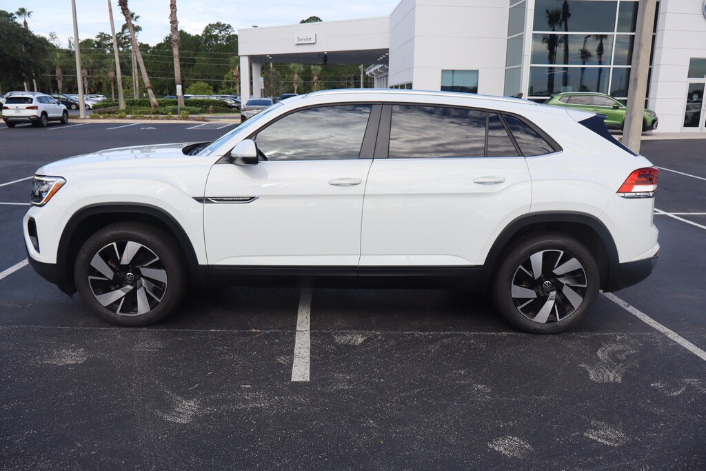 Certified 2024 Volkswagen Atlas Cross Sport 2.0T SE w/Technology SUV