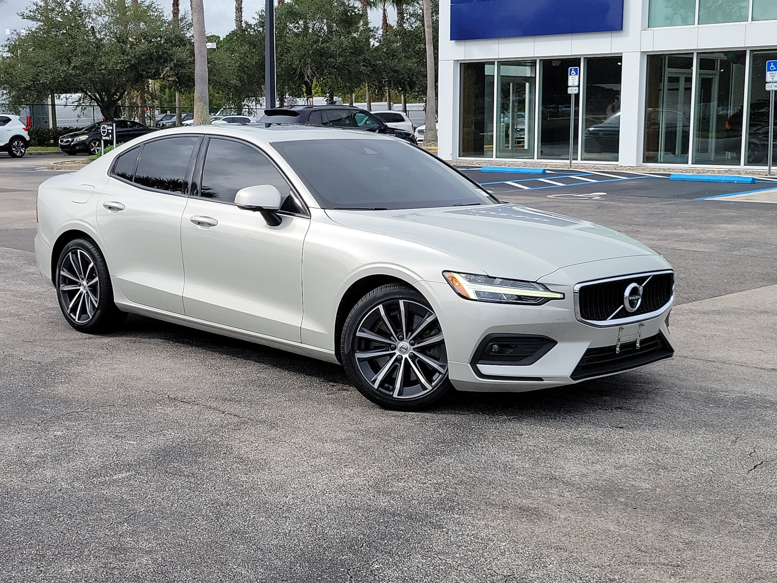 2021 Volvo S60