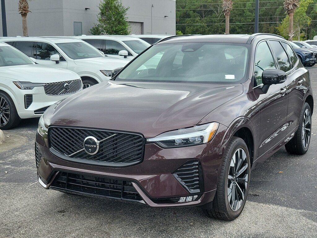 New 2026 Volvo XC60 B5 Plus SUV