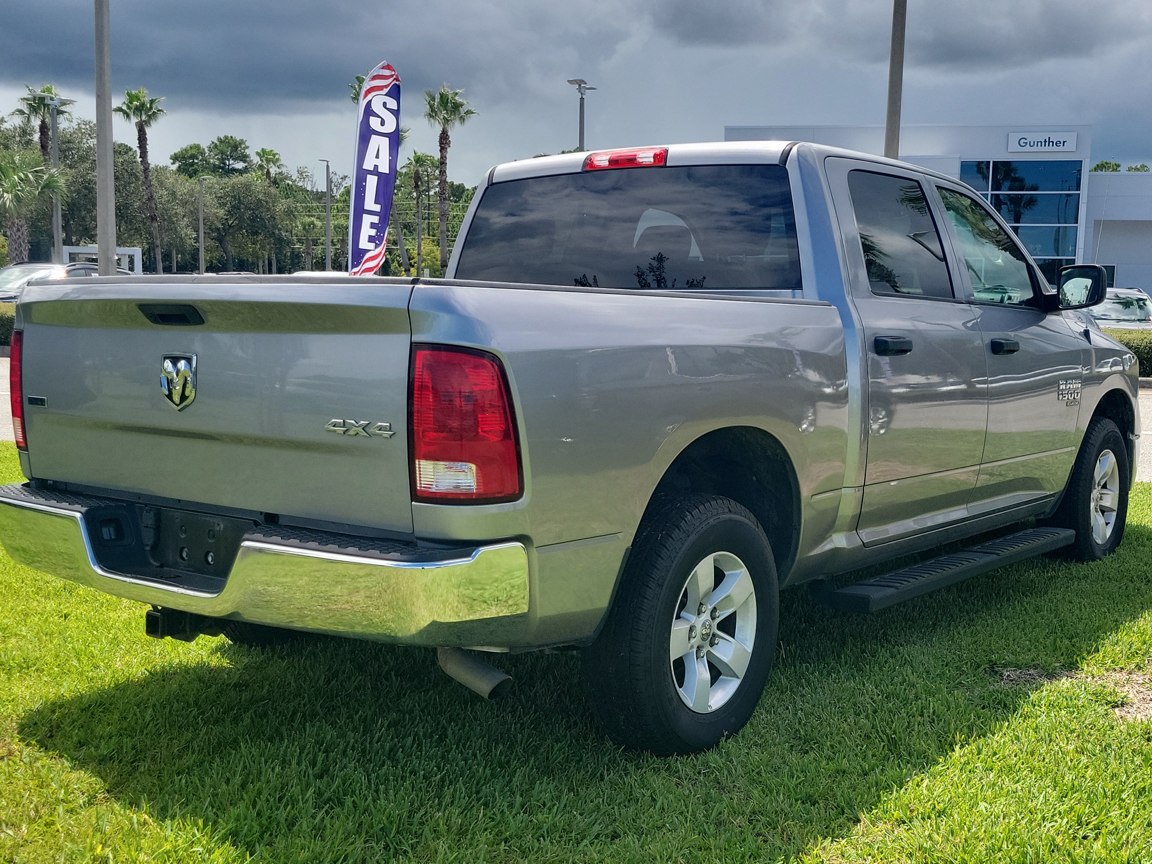 Used 2022 Ram 1500 Classic SLT Truck