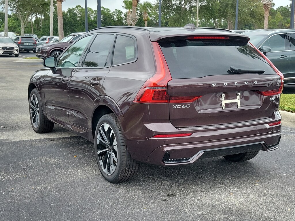 New 2026 Volvo XC60 B5 Plus SUV