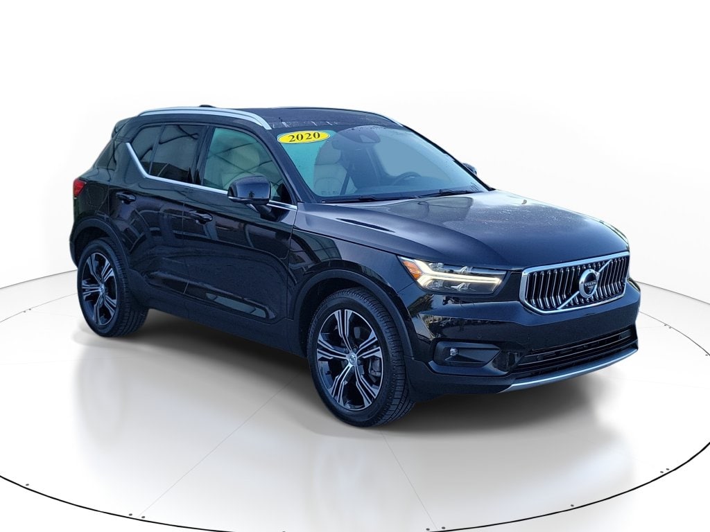 2020 Volvo XC40