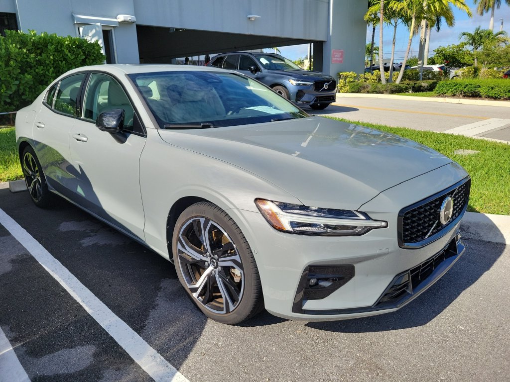 2024 Volvo S60