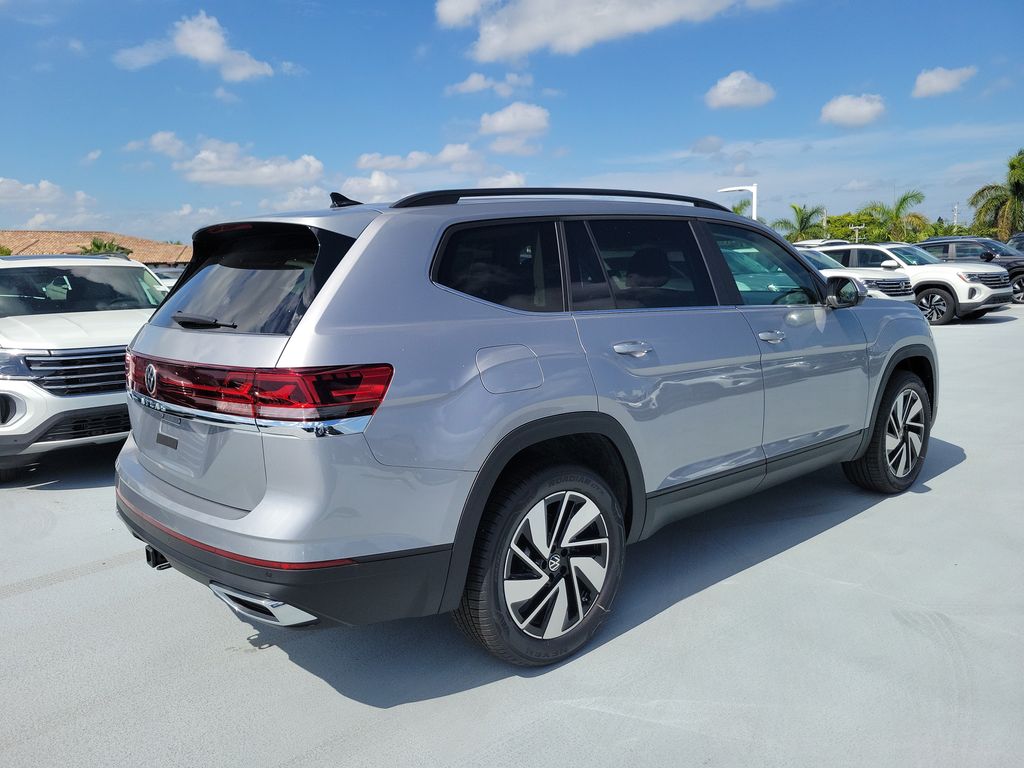 New 2026 Volkswagen Atlas SE w/Technology SUV